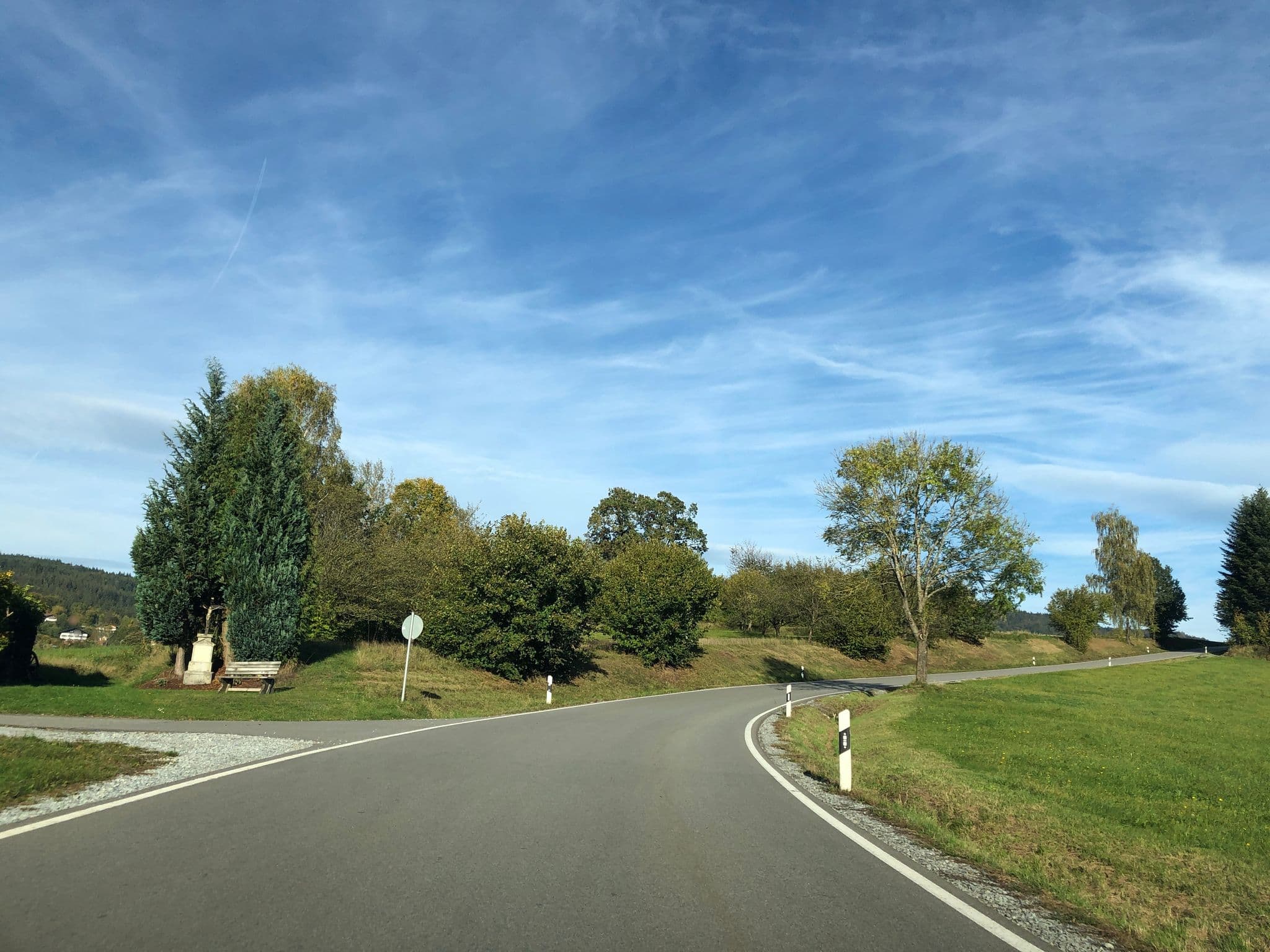 Street view near Wander- und Wohlfühlpension Schuasterhof, Bodenmais — © chuck (CC BY-SA · Mapillary)