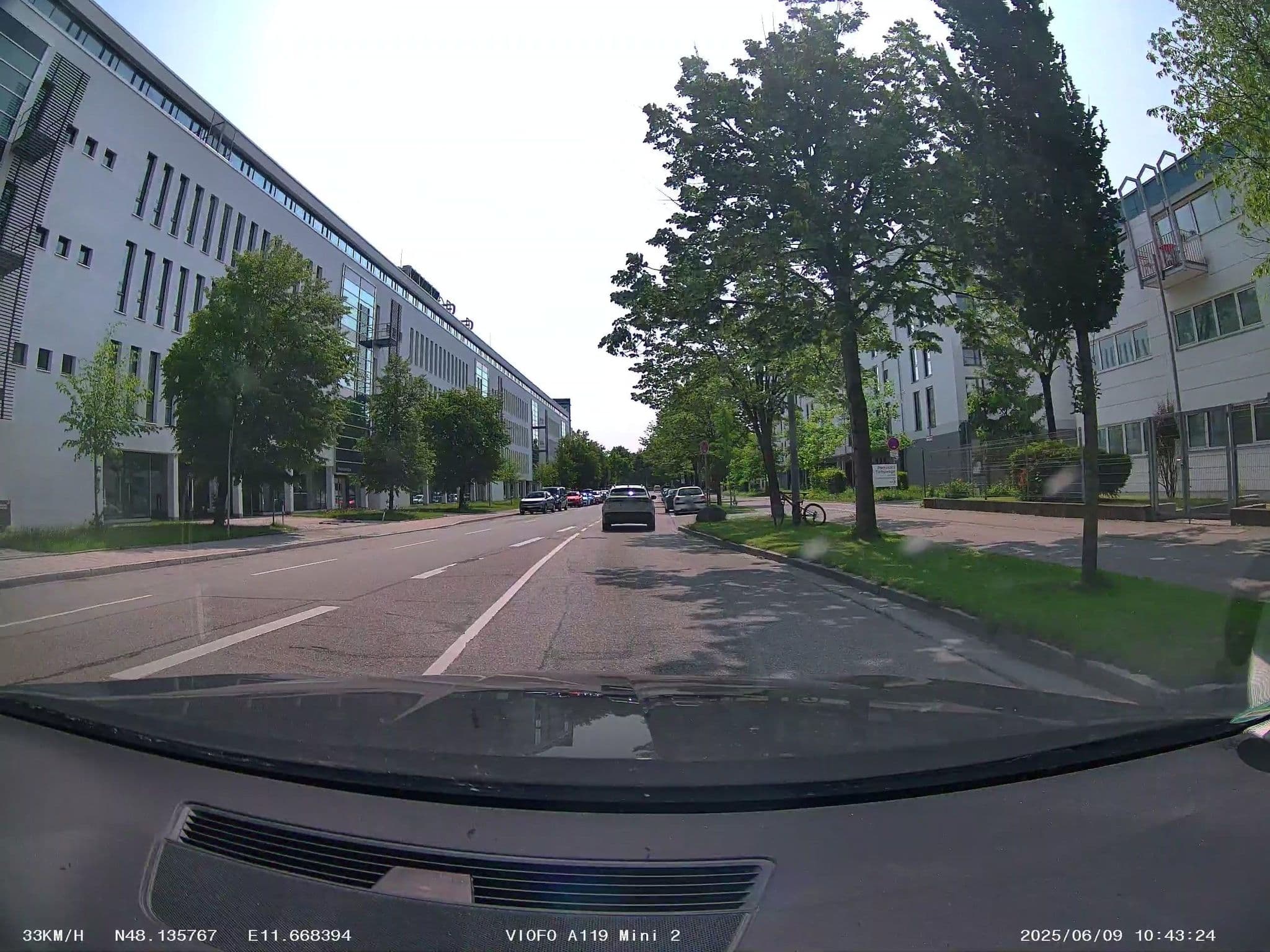 Street view near Ramada Encore by Wyndham Munich Messe, Bogenhausen — © soulcover (CC BY-SA · Mapillary)