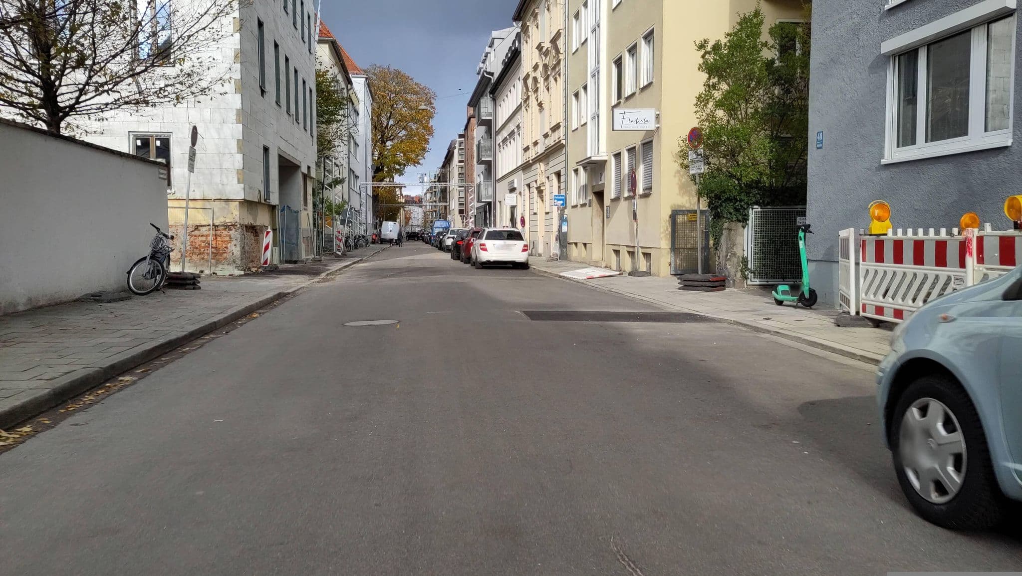 Street view near Flatista Boutique Hotel, Munich