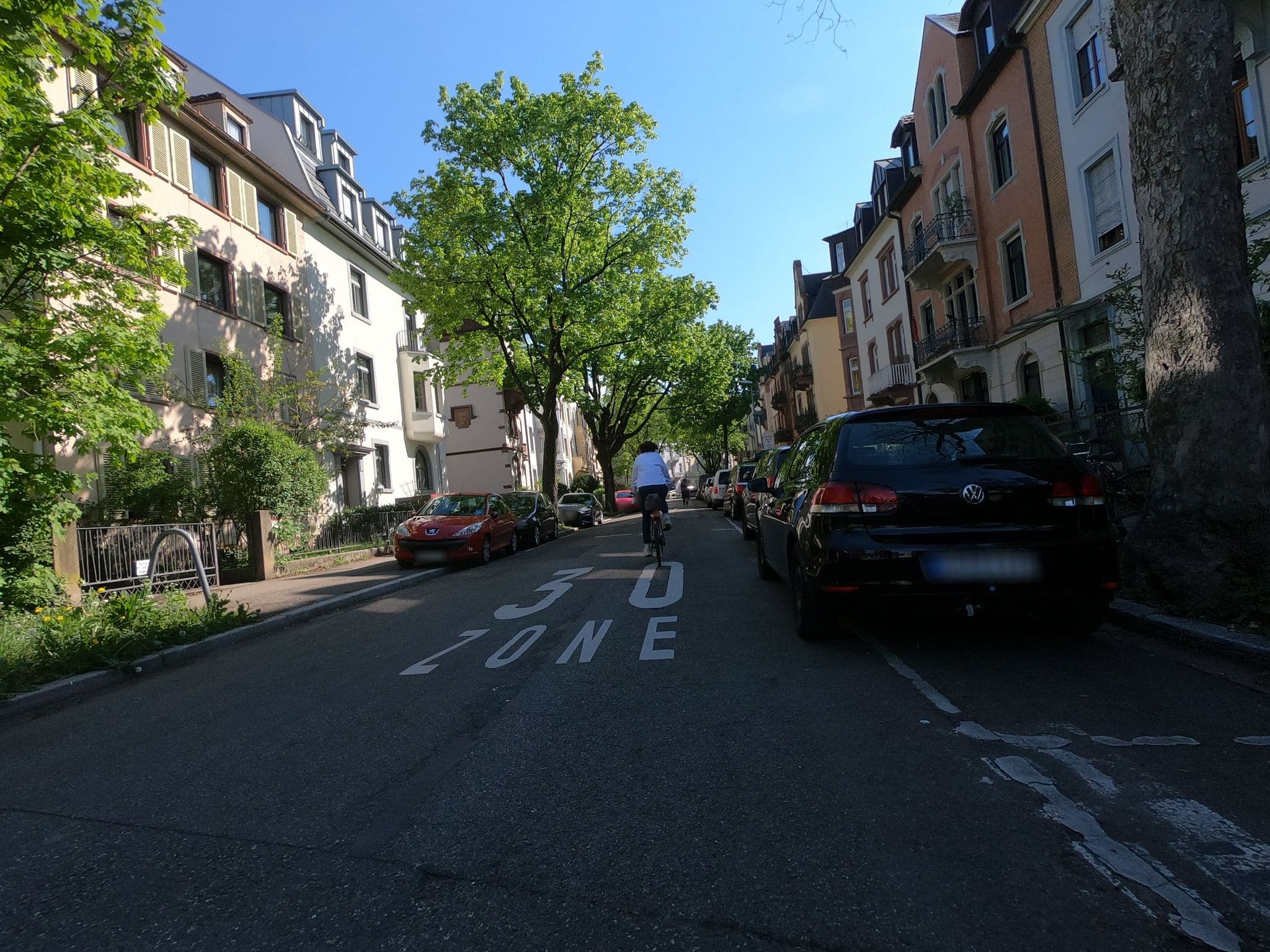 Street view near Theater am Eck, Freiburg — © luisziavo (CC BY-SA · Mapillary)