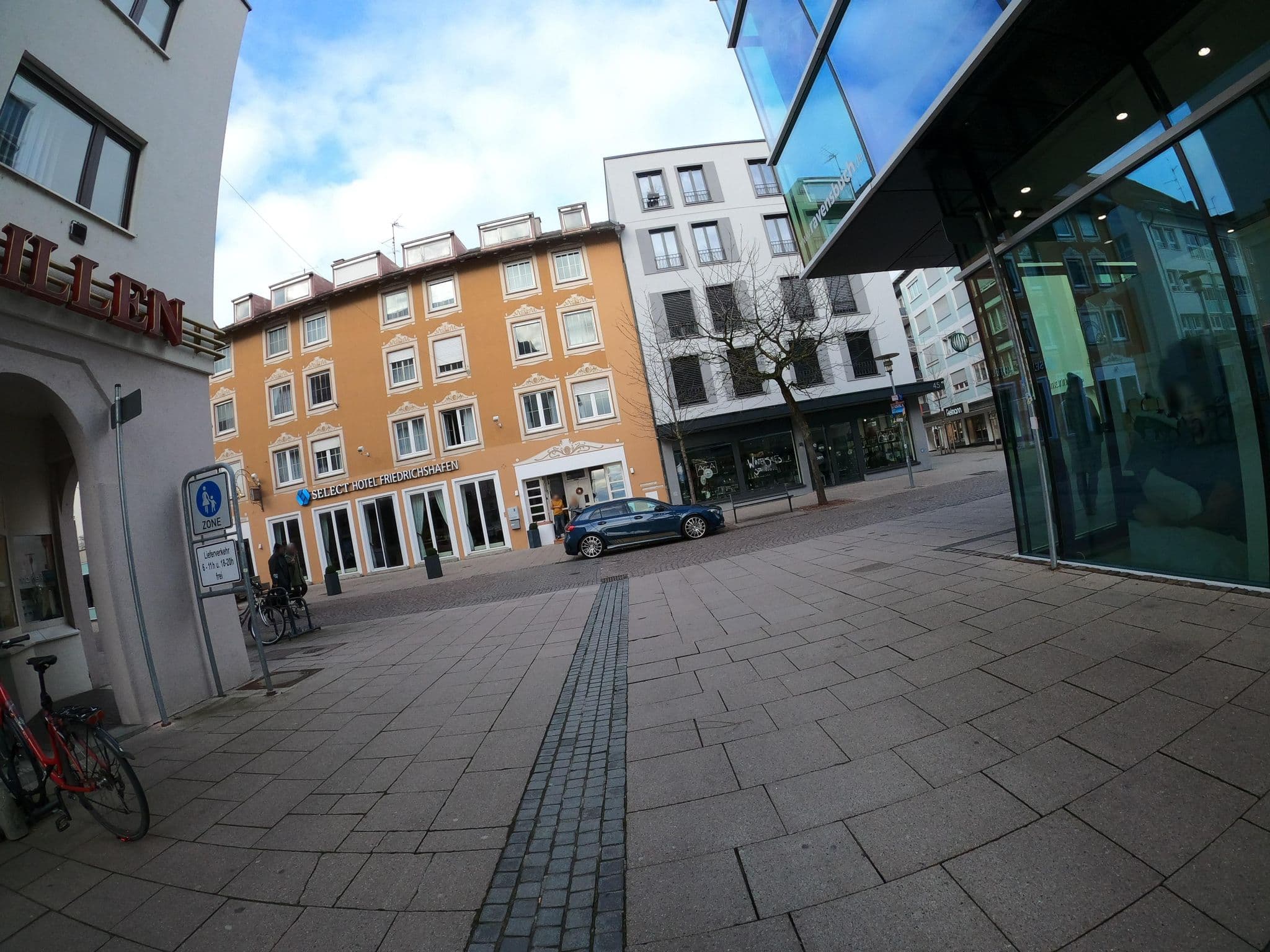 Street view near Select Hotel Friedrichshafen, Friedrichshafen