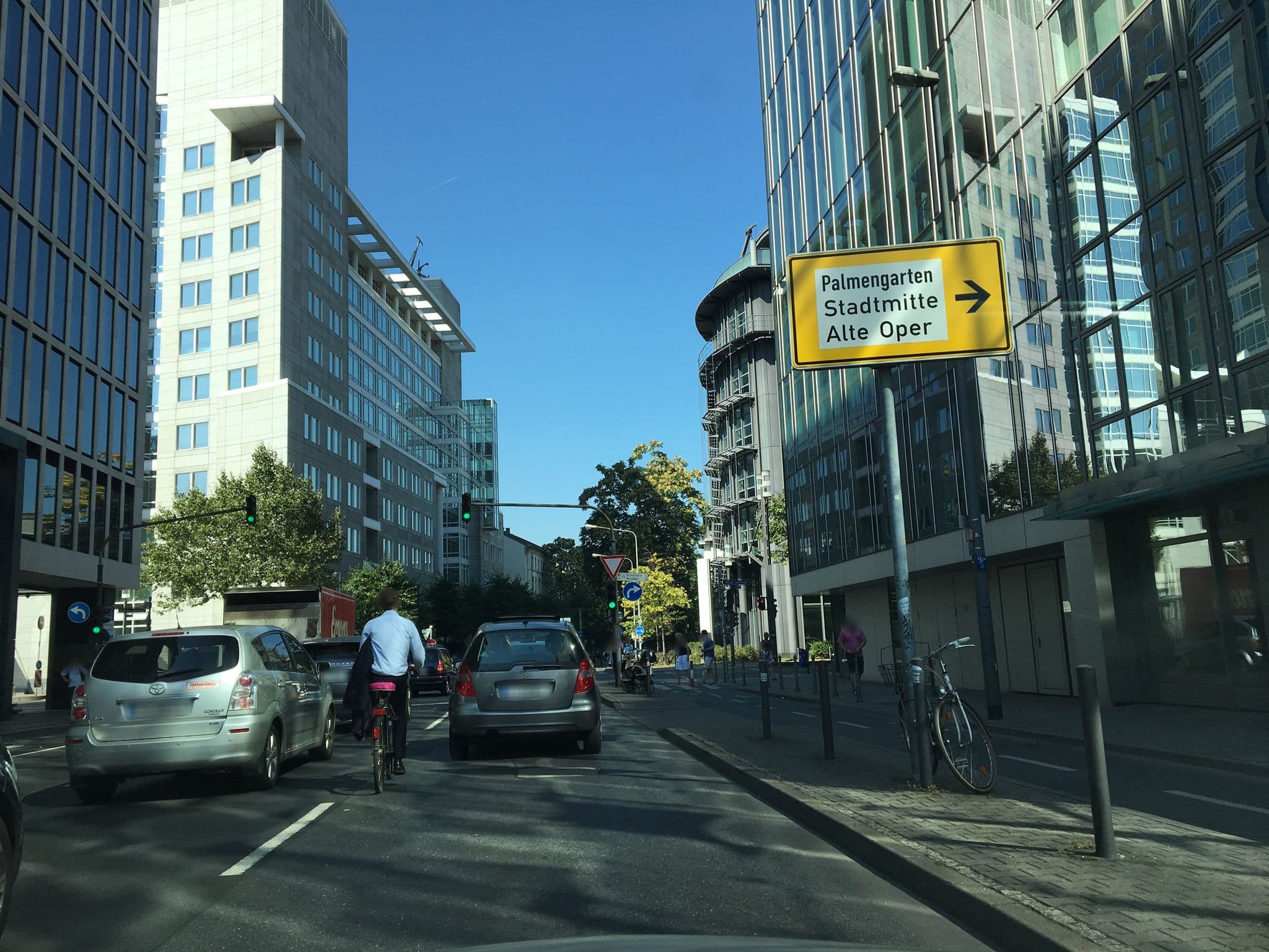 Street view near Domicil Hotel Frankfurt, Frankfurt am Main