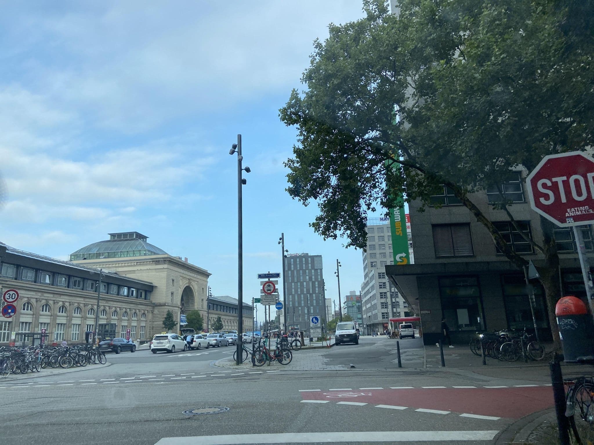 Street view near SYTE Hotel Mannheim, Mannheim — © Eraoniel (CC BY-SA · Mapillary)