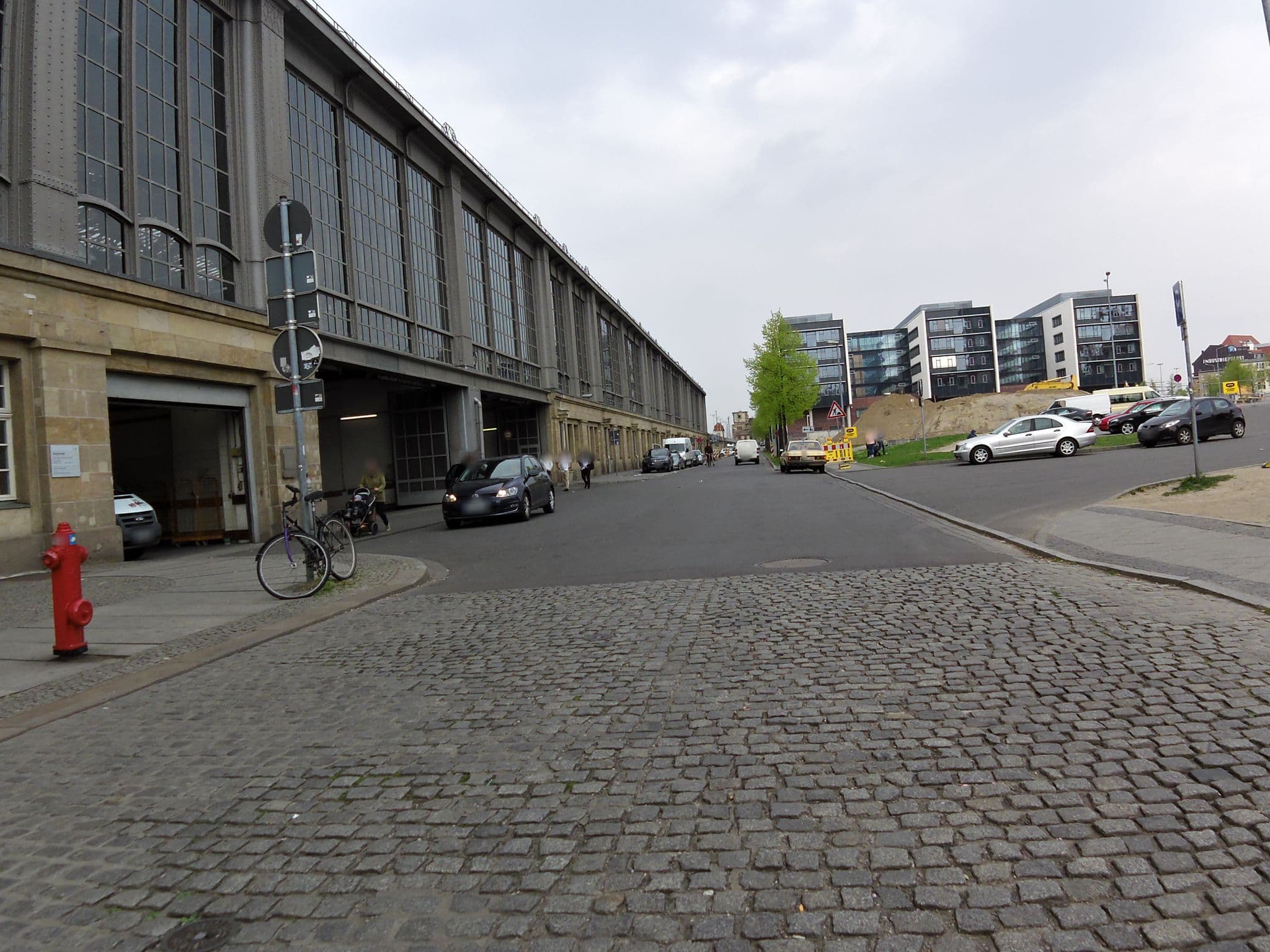 Street view near HYPERION Hotel Leipzig, Leipzig — © zoegglmeyr (CC BY-SA · Mapillary)