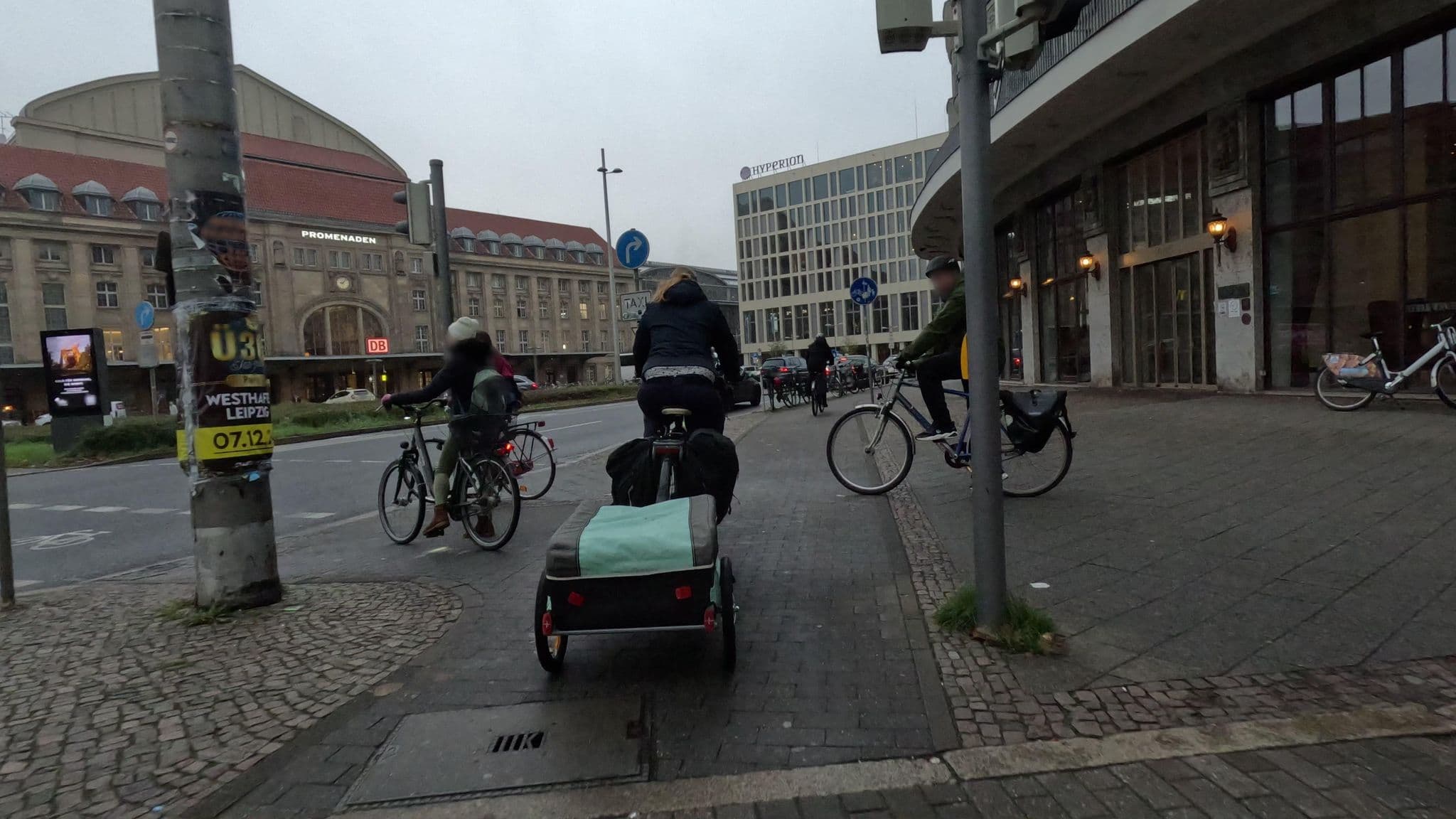 Street view near Victor's Residenz-Hotel Leipzig, Leipzig — © kopra (CC BY-SA · Mapillary)