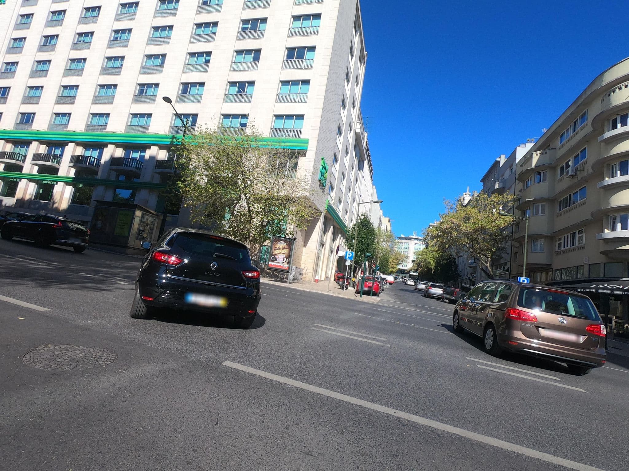 Street view near Avenue Hostel & Suites, Lisbon — © filohipo (CC BY-SA · Mapillary)