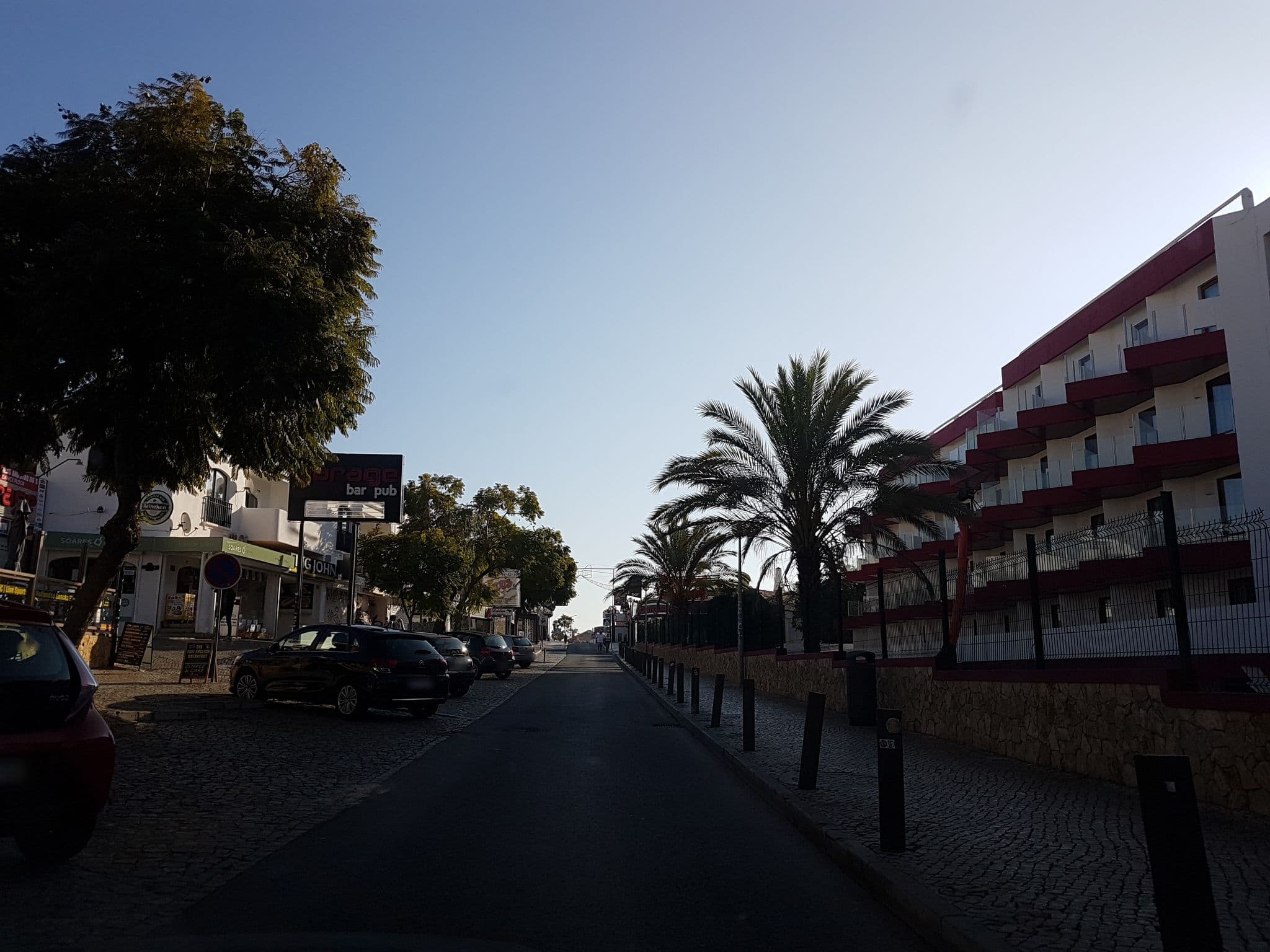 Street view near Belver Hotel da Aldeia, Albufeira — © jopparn (CC BY-SA · Mapillary)