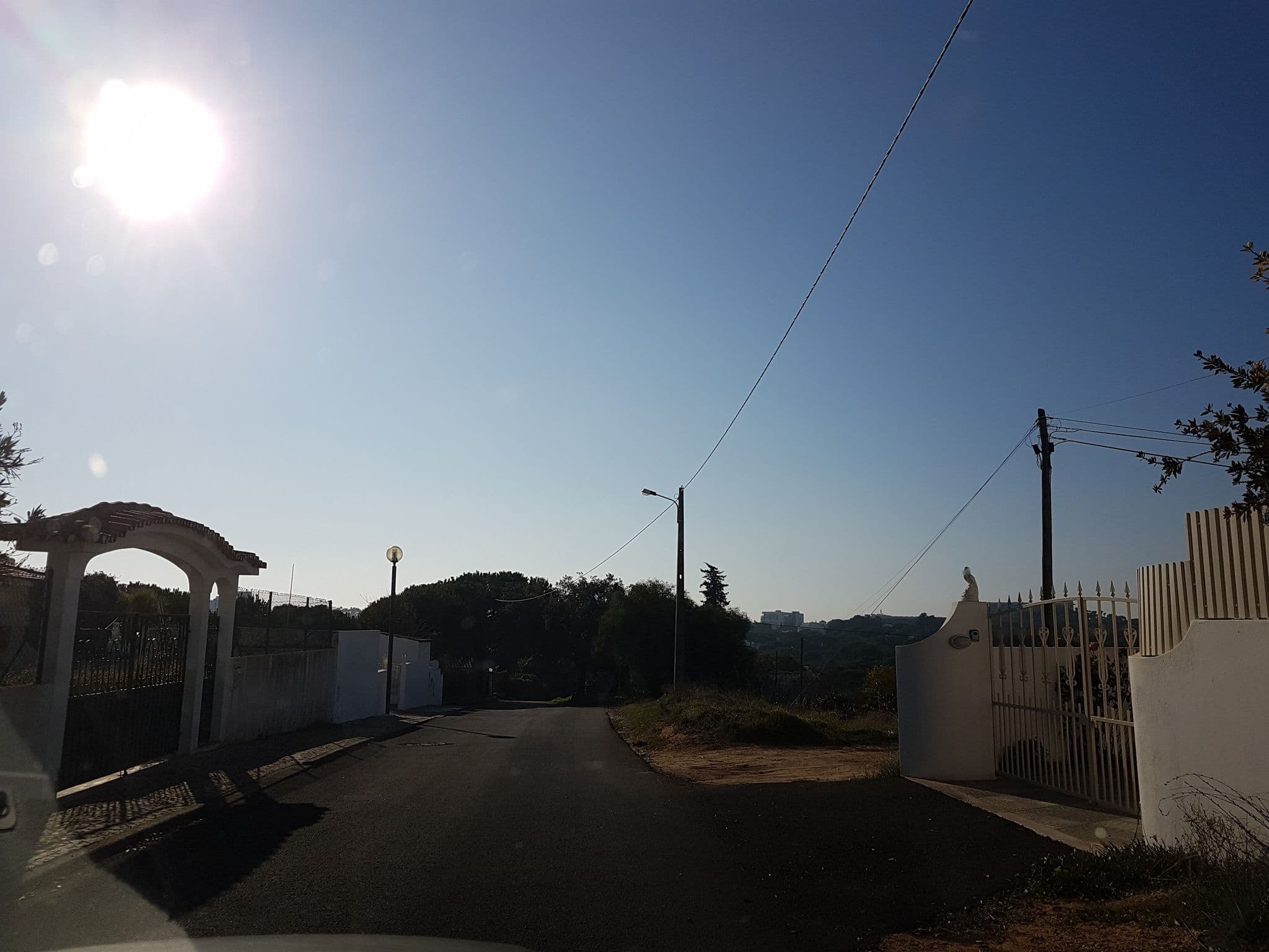 Street view near Hotel Água Marinha, Olhos de Água — © jopparn (CC BY-SA · Mapillary)