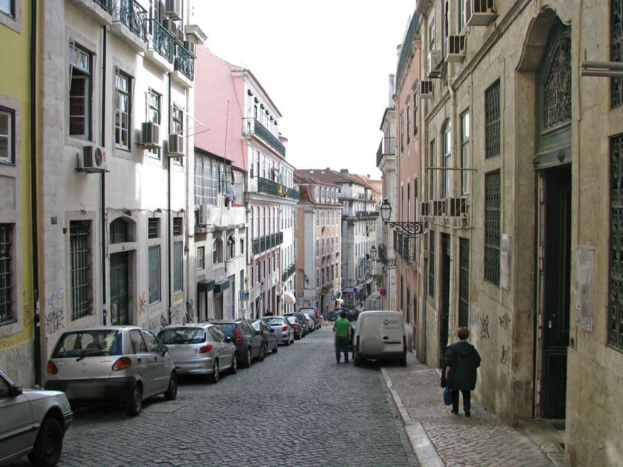 Street view near Martinhal Lisbon Chiado Luxury Hotel & Apartments, Bairro Alto — © barragon (CC BY-SA · Mapillary)