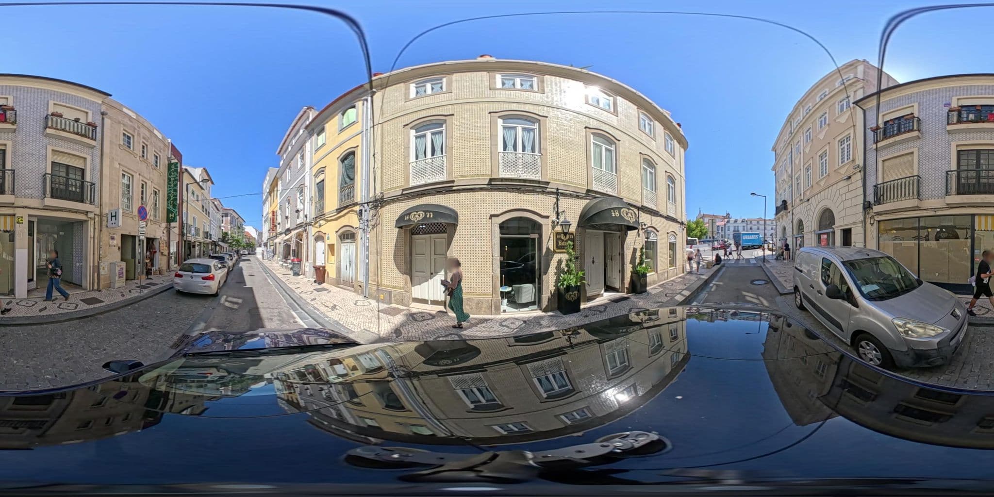 Street view near 1877 Estrela Palace, Aveiro — © jneiva (CC BY-SA · Mapillary)