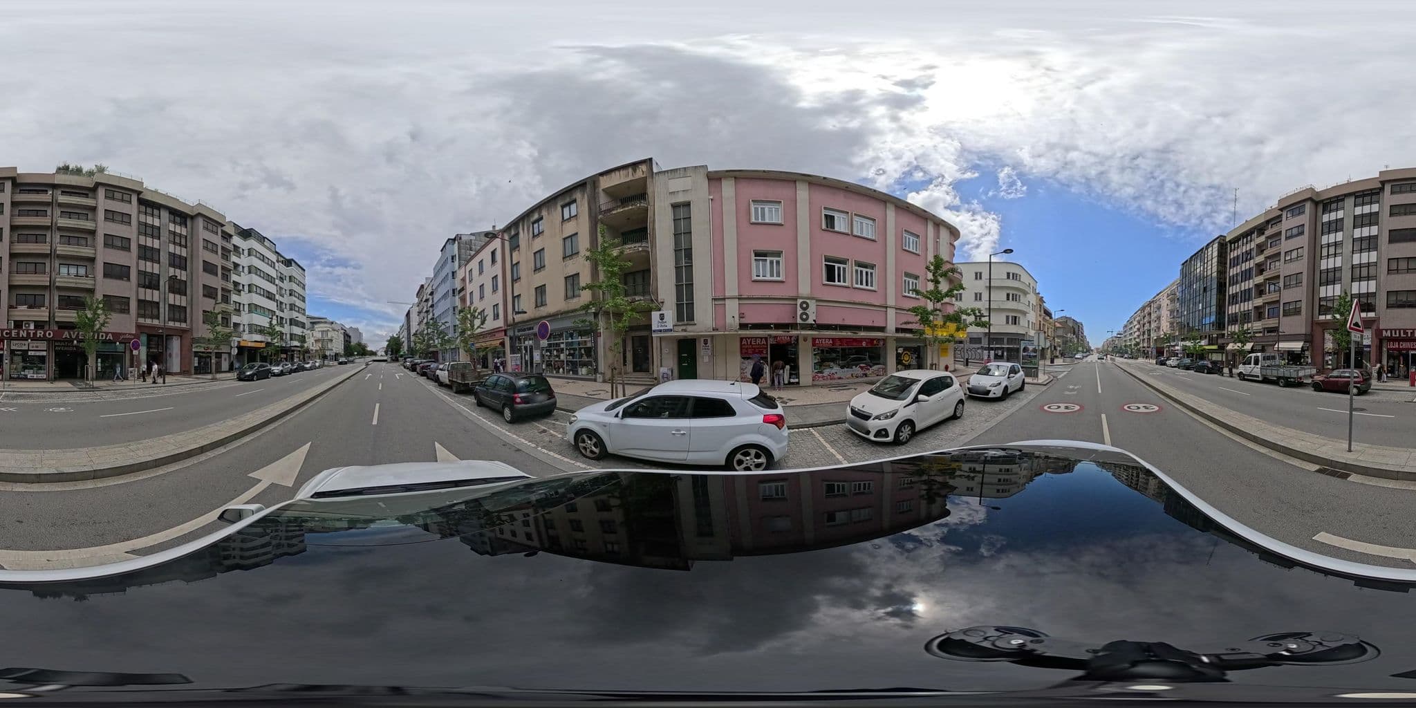 Street view near The Bohemian Place, Aveiro — © dangomezm (CC BY-SA · Mapillary)