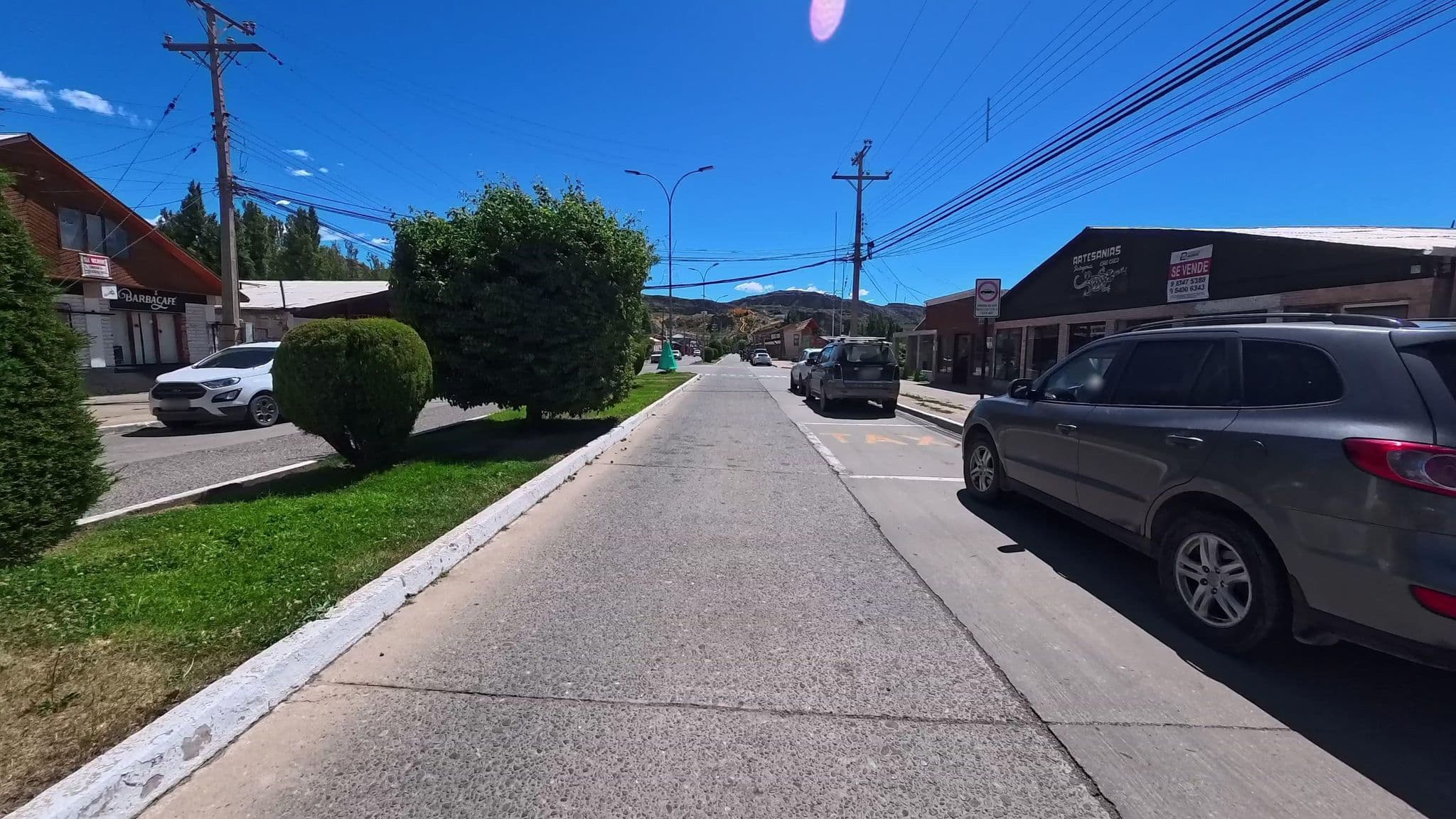 Street view near Hostal Alicer, Chile Chico — © contactoacve (CC BY-SA · Mapillary)