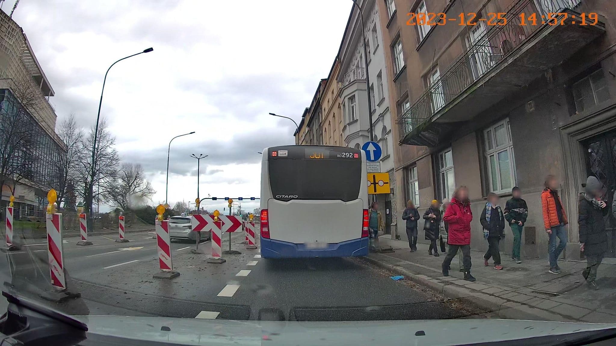 Street view near Hostel Ginger Apart, Kraków — © jswk (CC BY-SA · Mapillary)