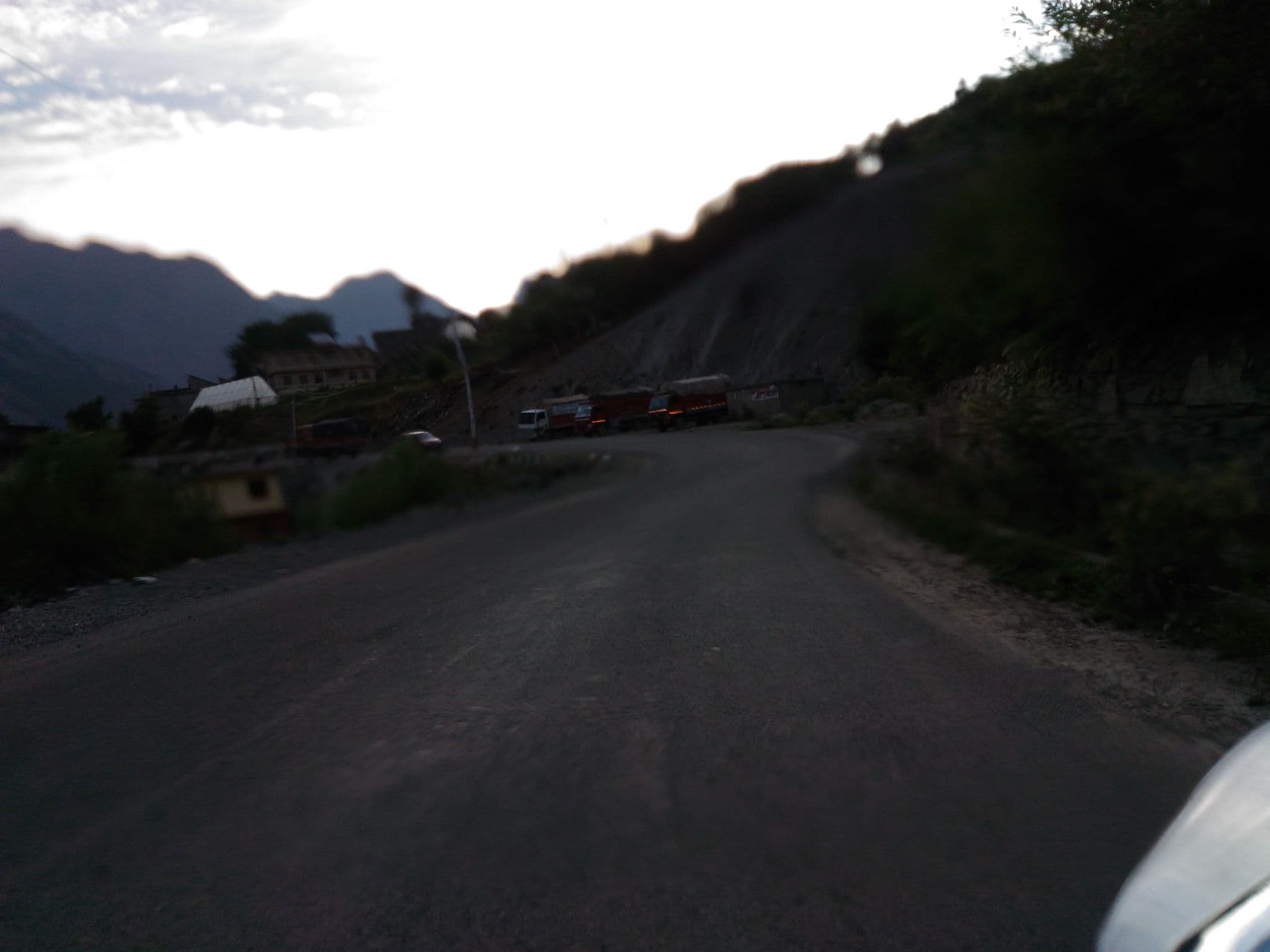 Street view near MUD ESSENCE An Eco Stay....., Kyelang
