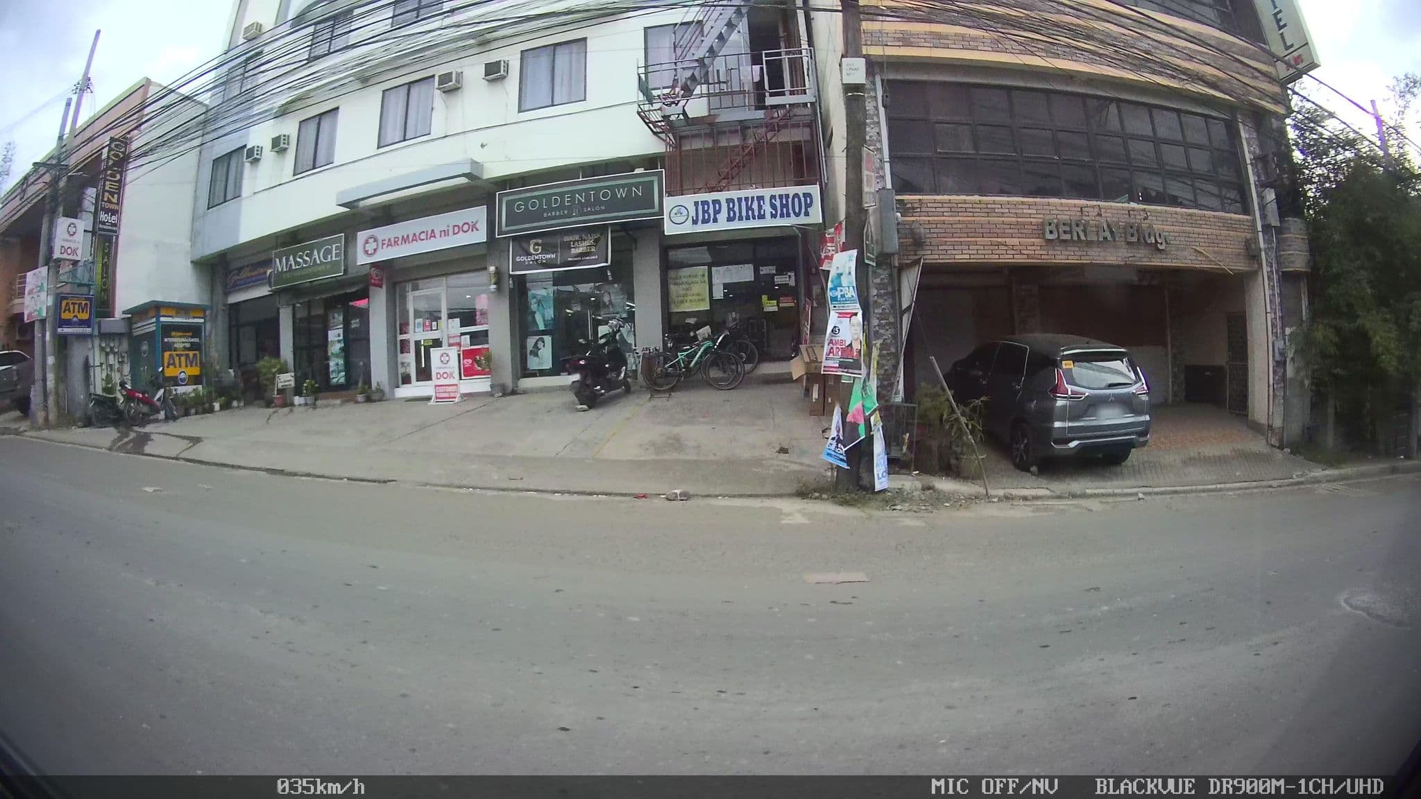 Street view near Berlay Hostel, Davao