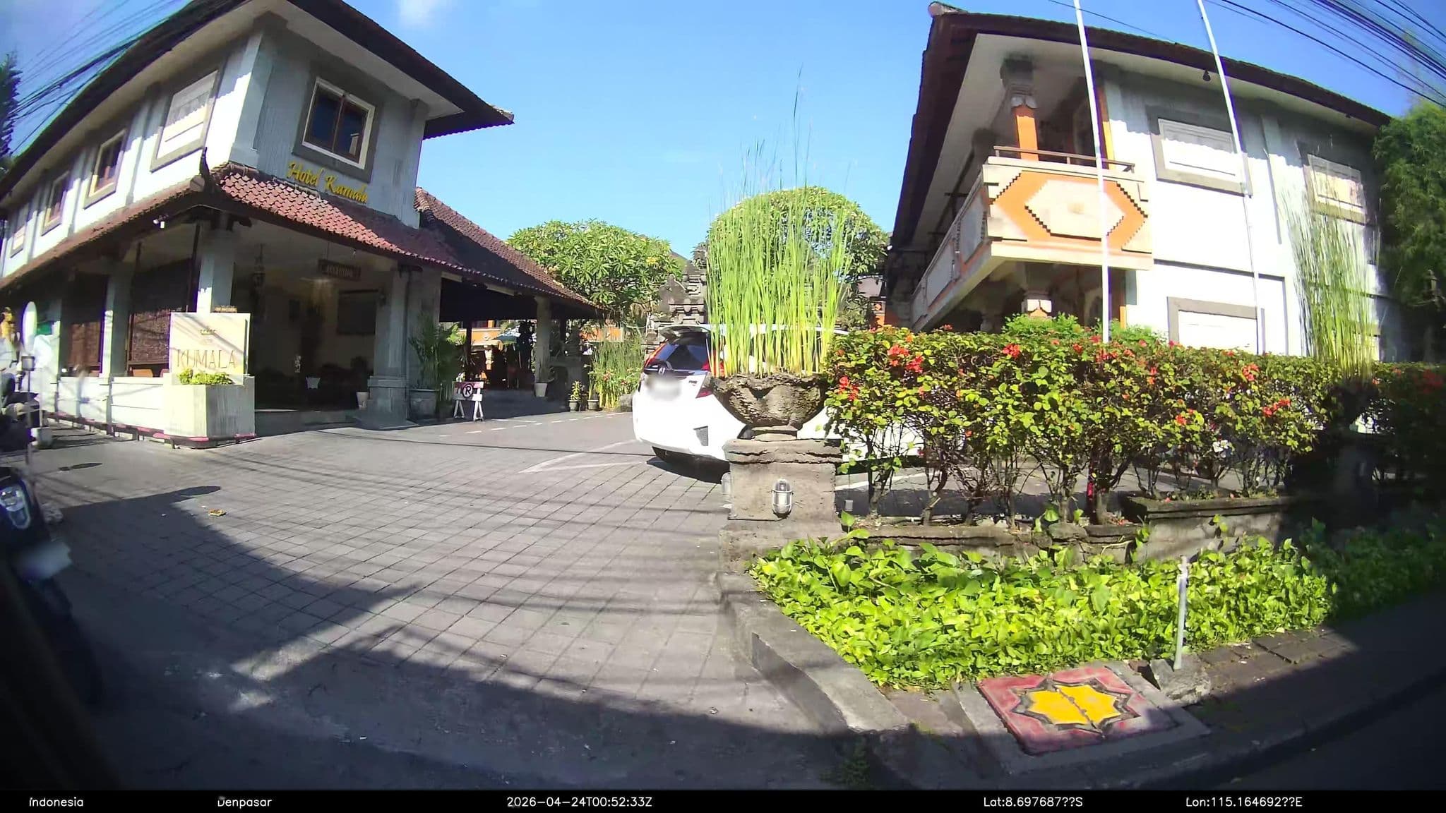 Street view near Kumala Hotel ( Grand Kumala ) - Bali. Jl. Werkudara Legian Kaja Kuta Bali., Legian