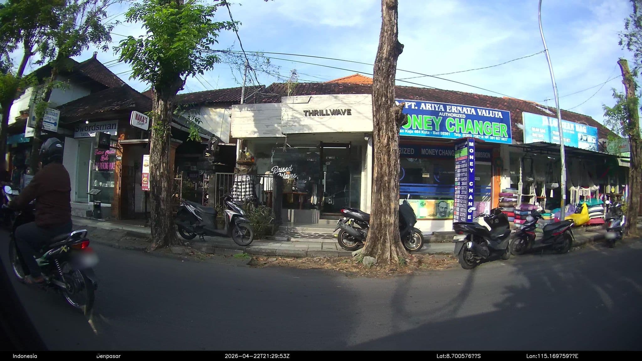 Street view near Adi surya guest house - Standard Double Room, Legian