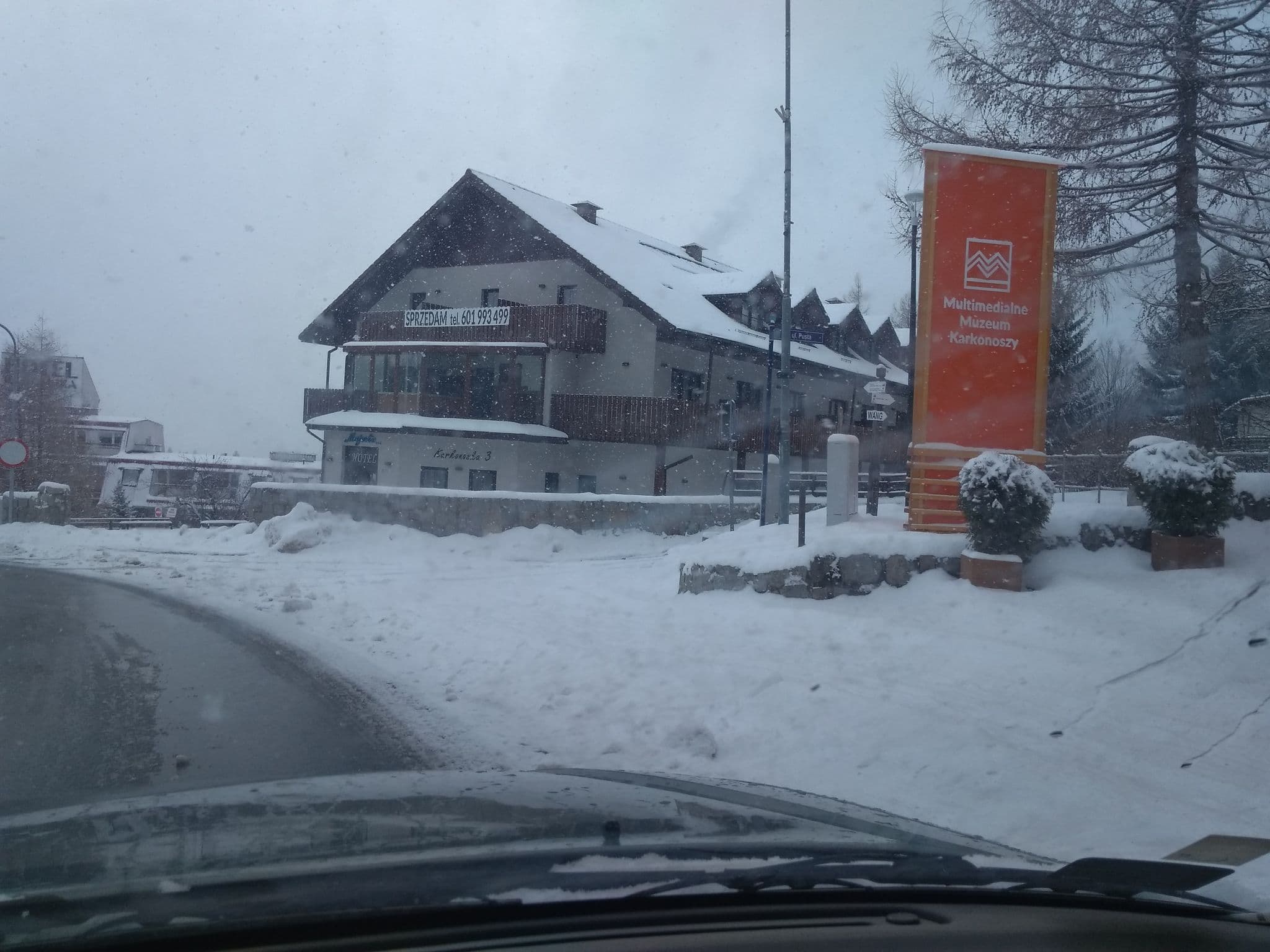 Street view near Karpacki & SPA, Karpacz