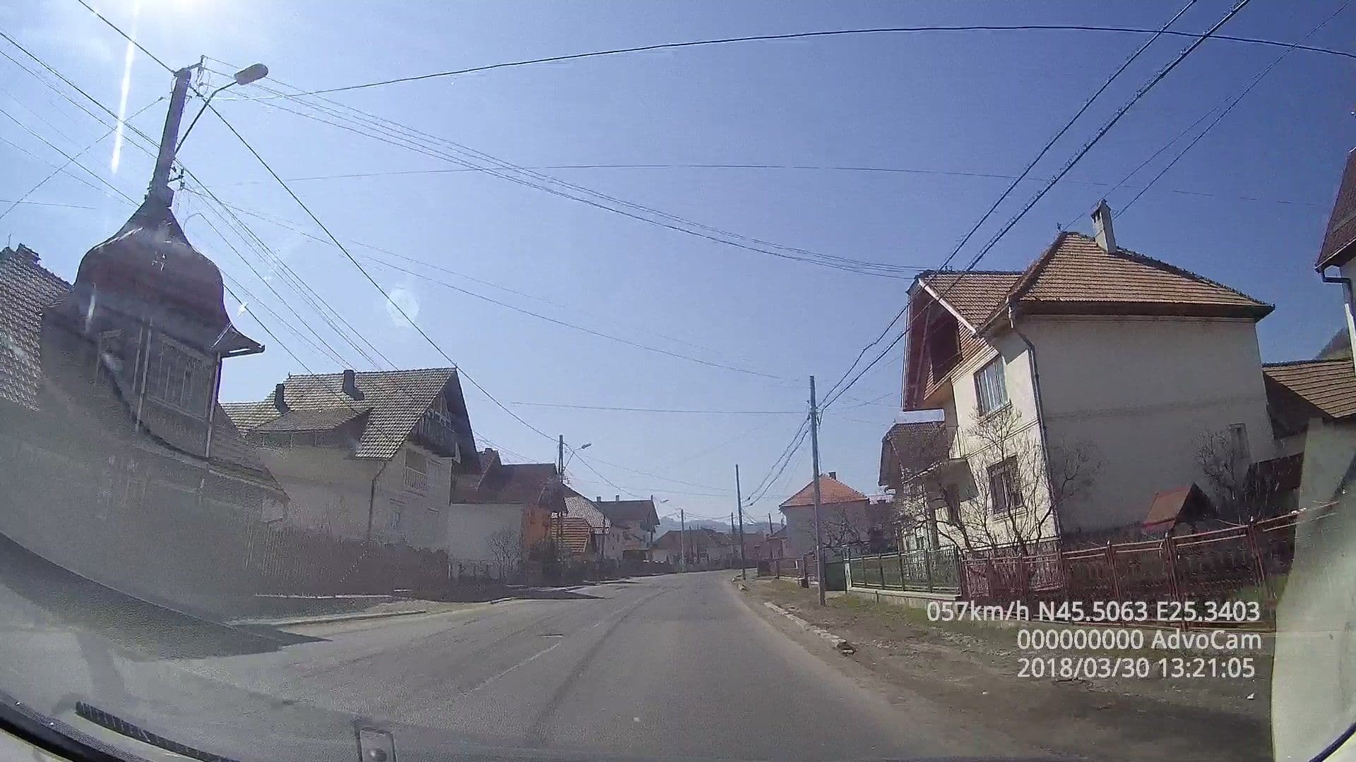 Street view near Pensiunea Casa Luțea Moeciu, Moieciu de Jos — © tavi (CC BY-SA · Mapillary)