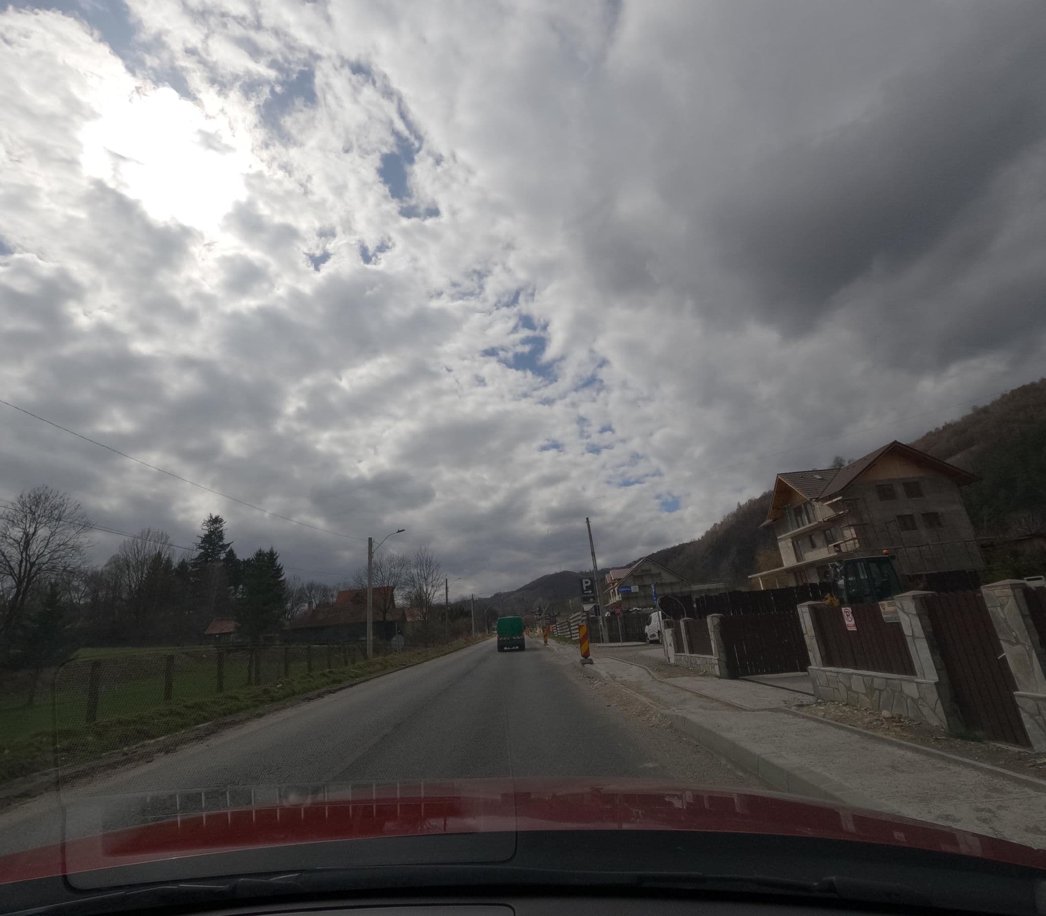 Street view near Silvana, Bran — © deeeznuuuts (CC BY-SA · Mapillary)