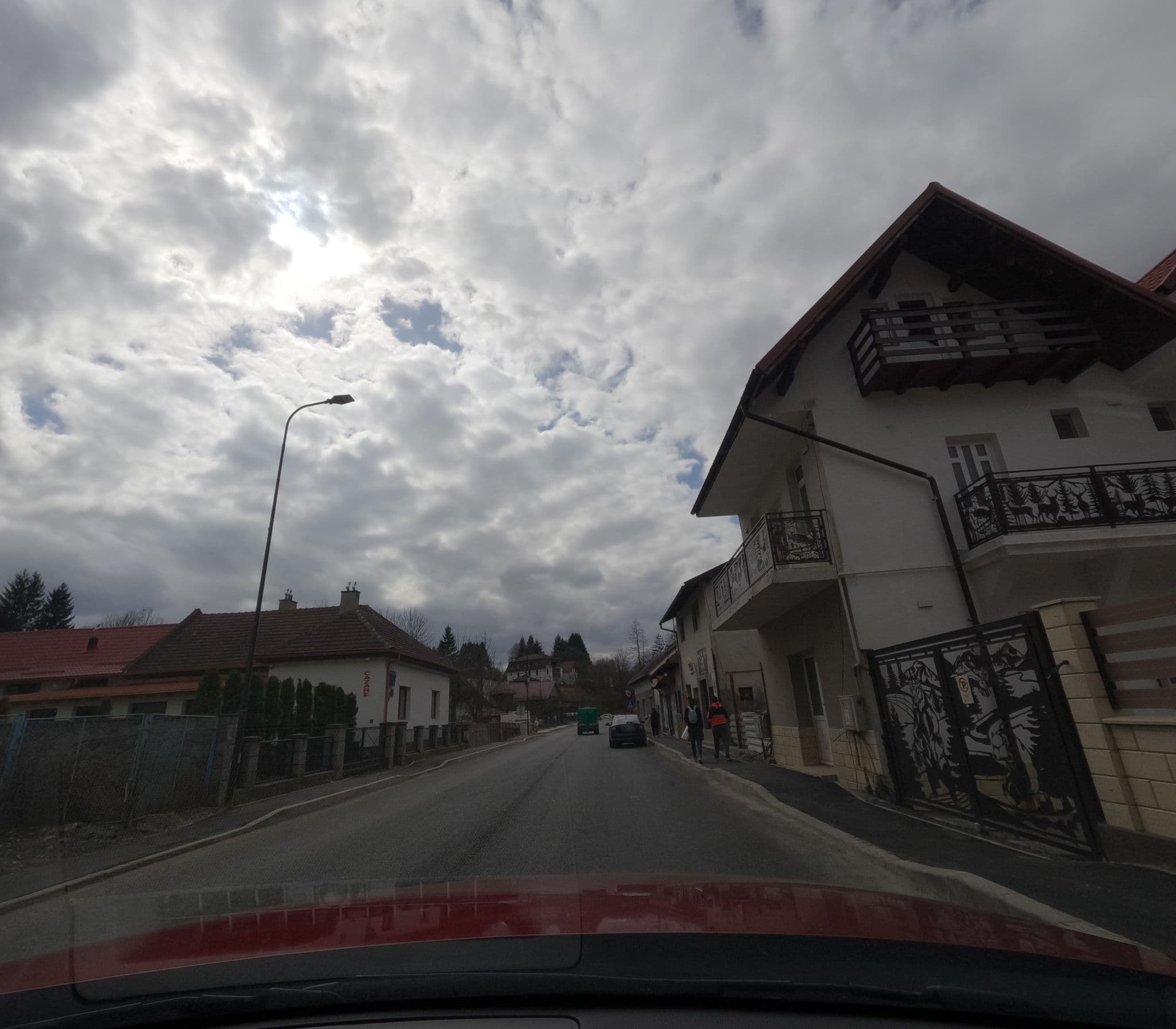 Street view near Residence Benamino Deluxe, Bran — © deeeznuuuts (CC BY-SA · Mapillary)