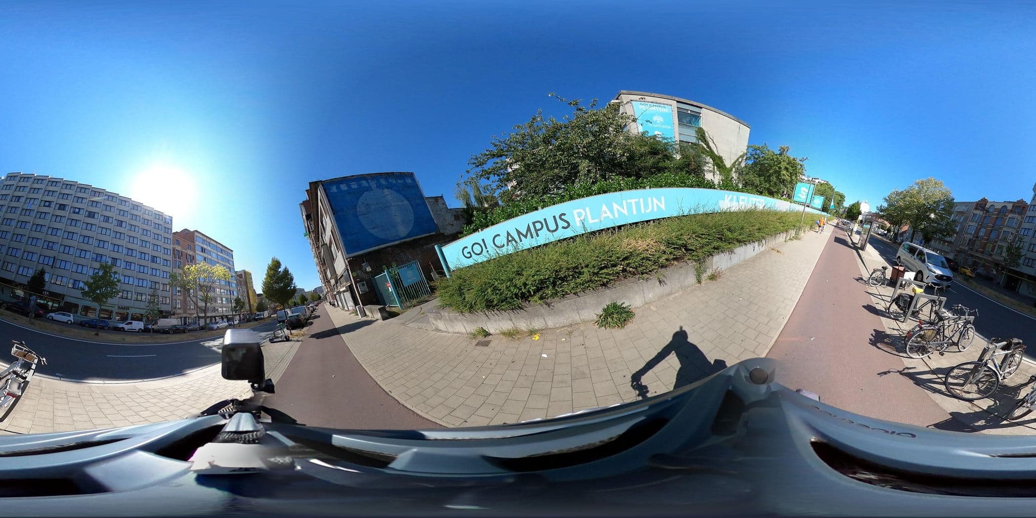 Street view near Via Antwerp, Borgerhout — © konink360 (CC BY-SA · Mapillary)