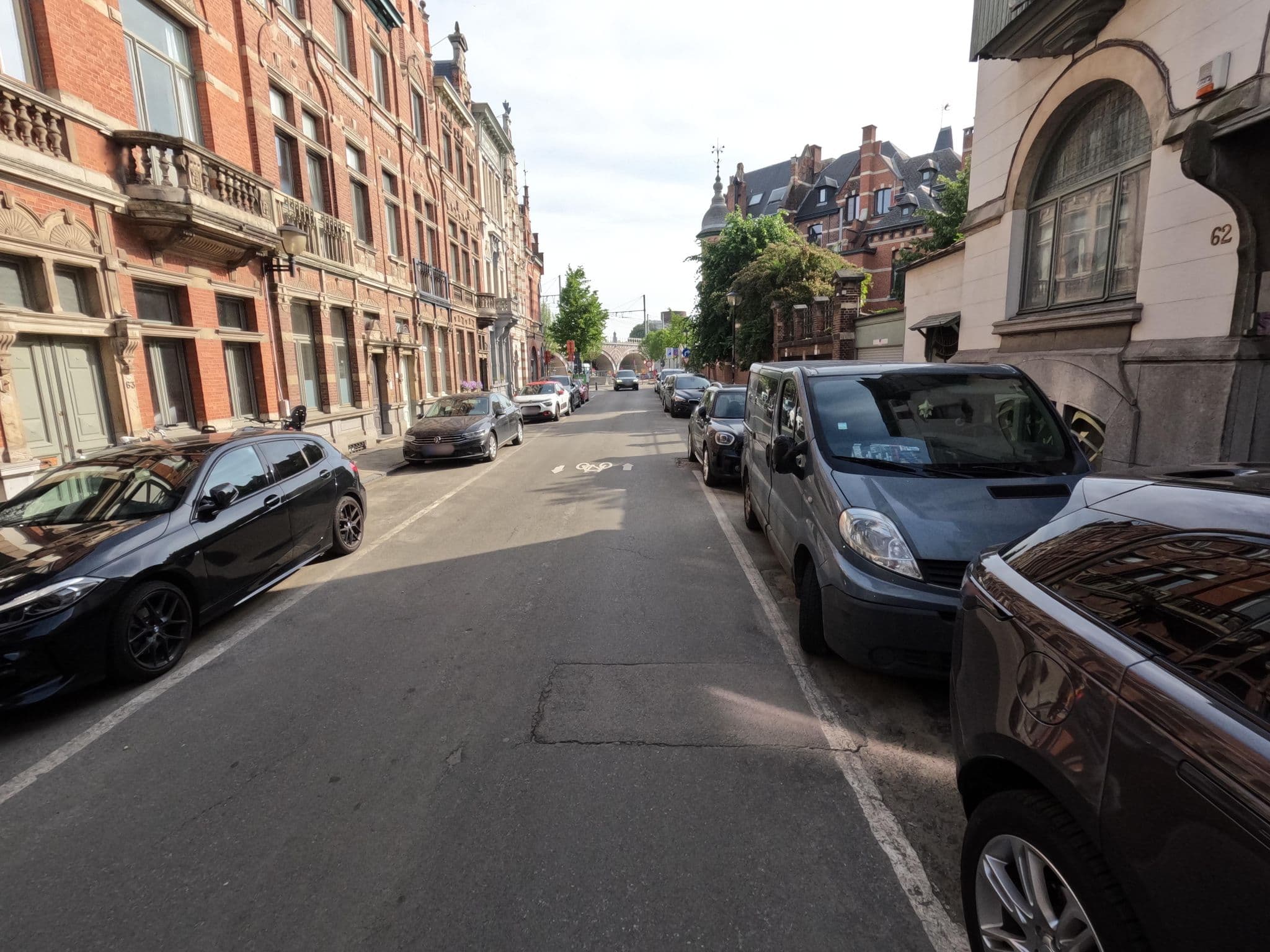 Street view near Casa Zurenborg Guest House Antwerpen, Borgerhout — © koninklijke (CC BY-SA · Mapillary)