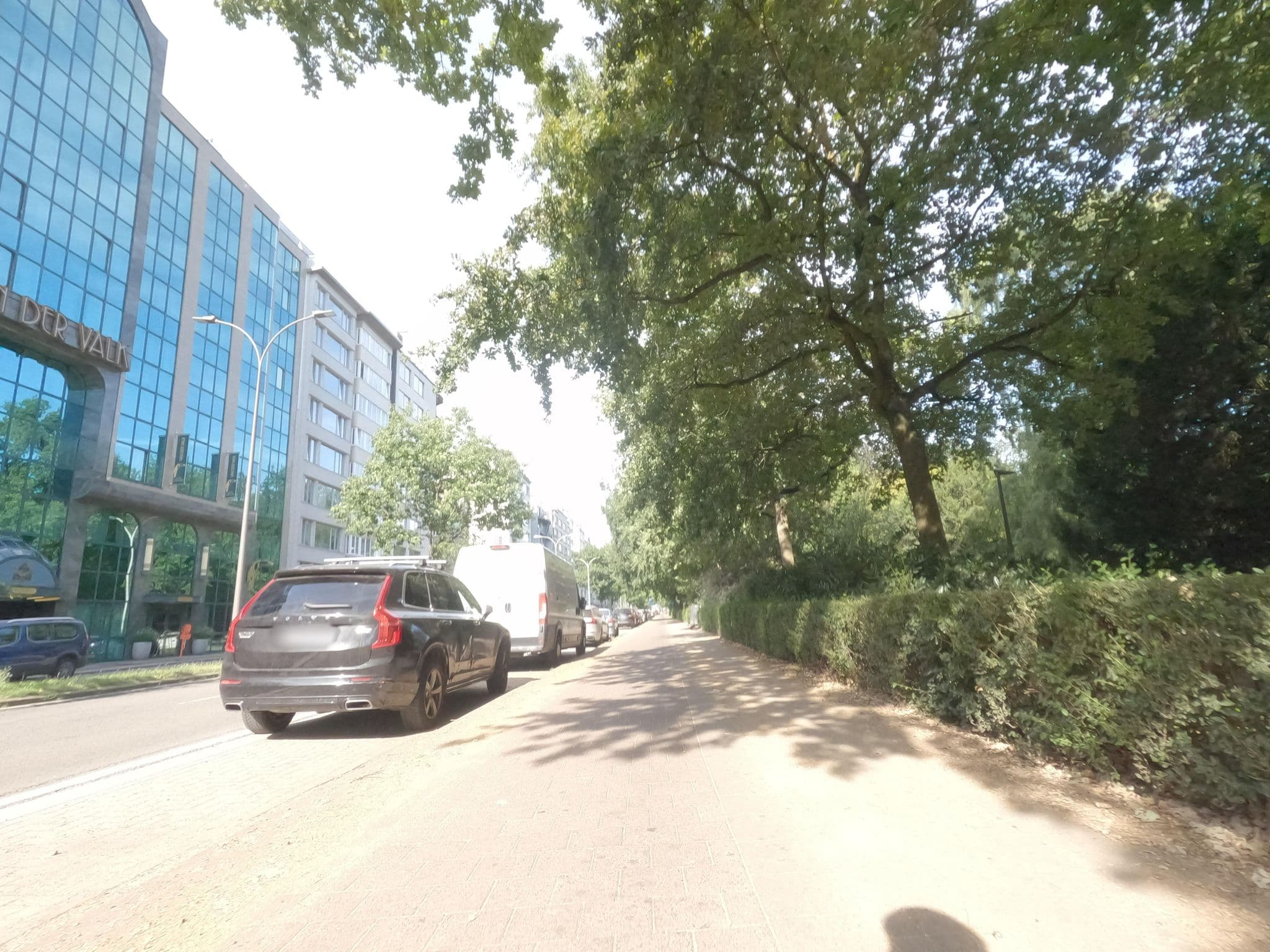Street view near Van der Valk Hotel Park Lane Antwerpen, Borgerhout — © hektor1989 (CC BY-SA · Mapillary)