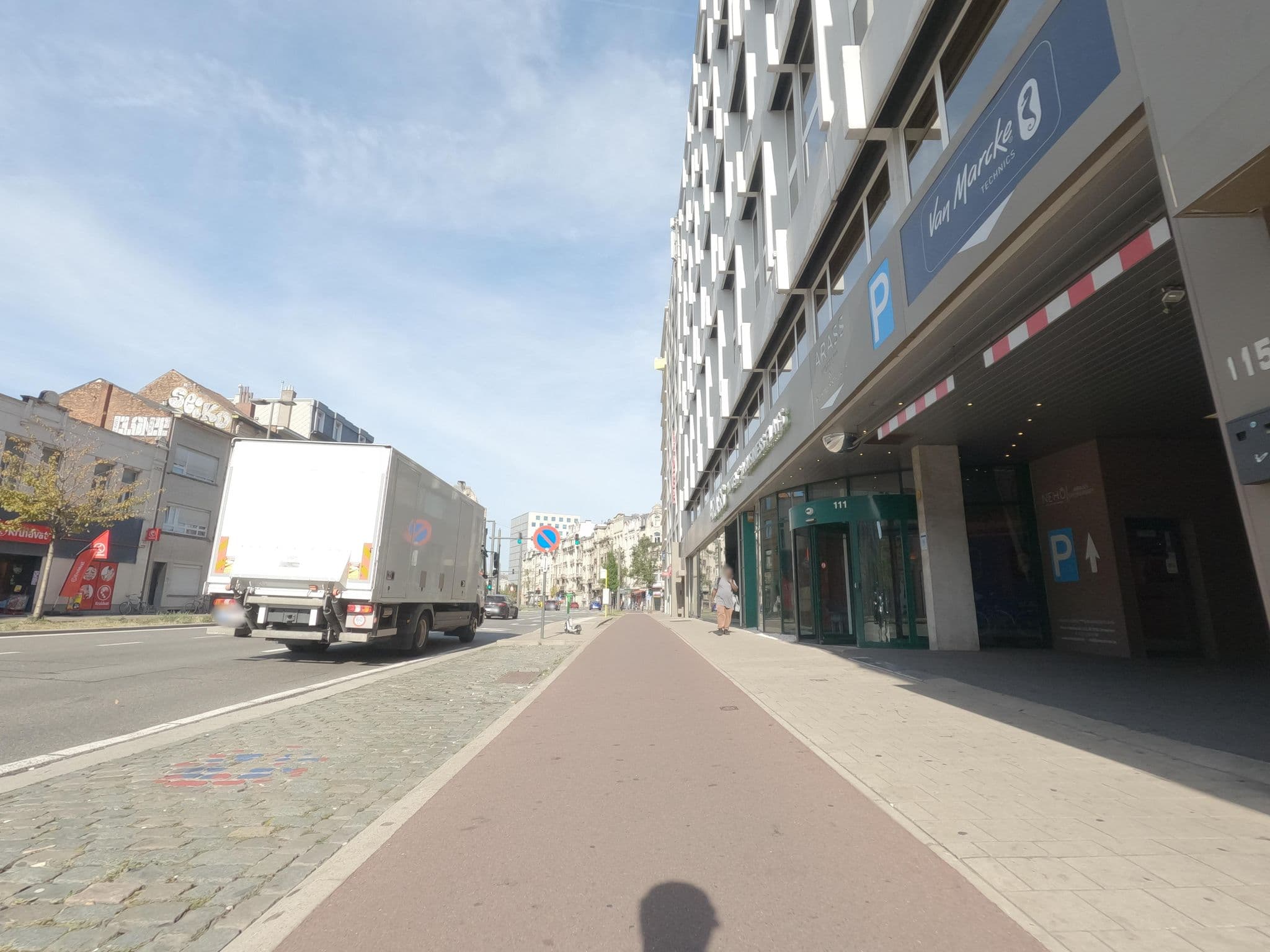 Street view near Standard Duplex Apartment in Antwerp, Borgerhout — © hektor1989 (CC BY-SA · Mapillary)