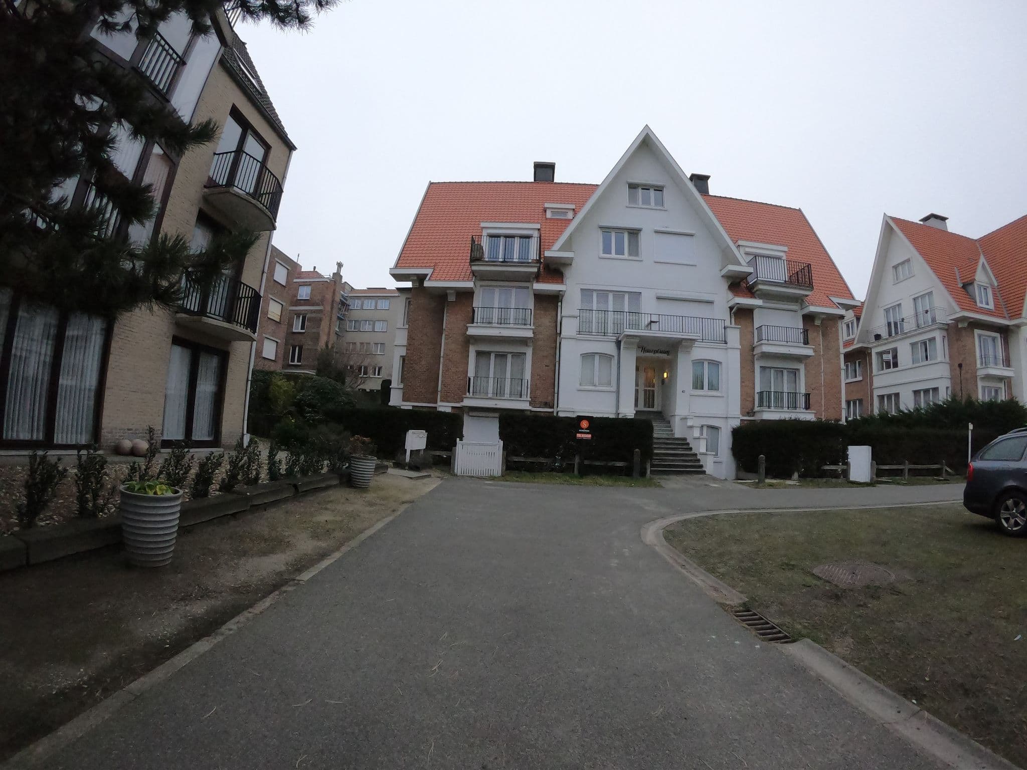 Street view near Boutique Hotel Azur, De Haan — © filipc (CC BY-SA · Mapillary)