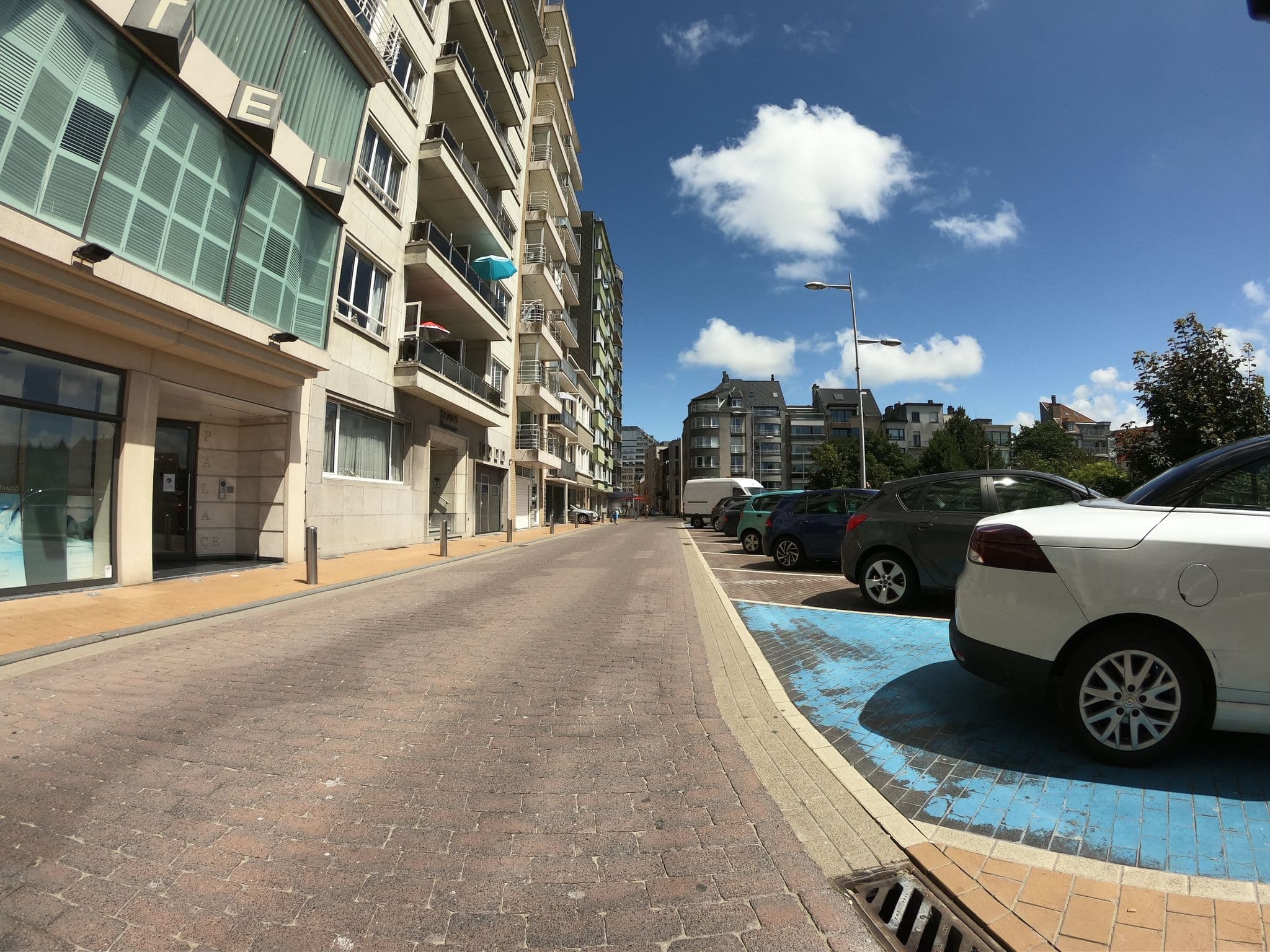 Street view near Hotel Beach Palace by CW Hotel Collection, Blankenberge — © filipc (CC BY-SA · Mapillary)