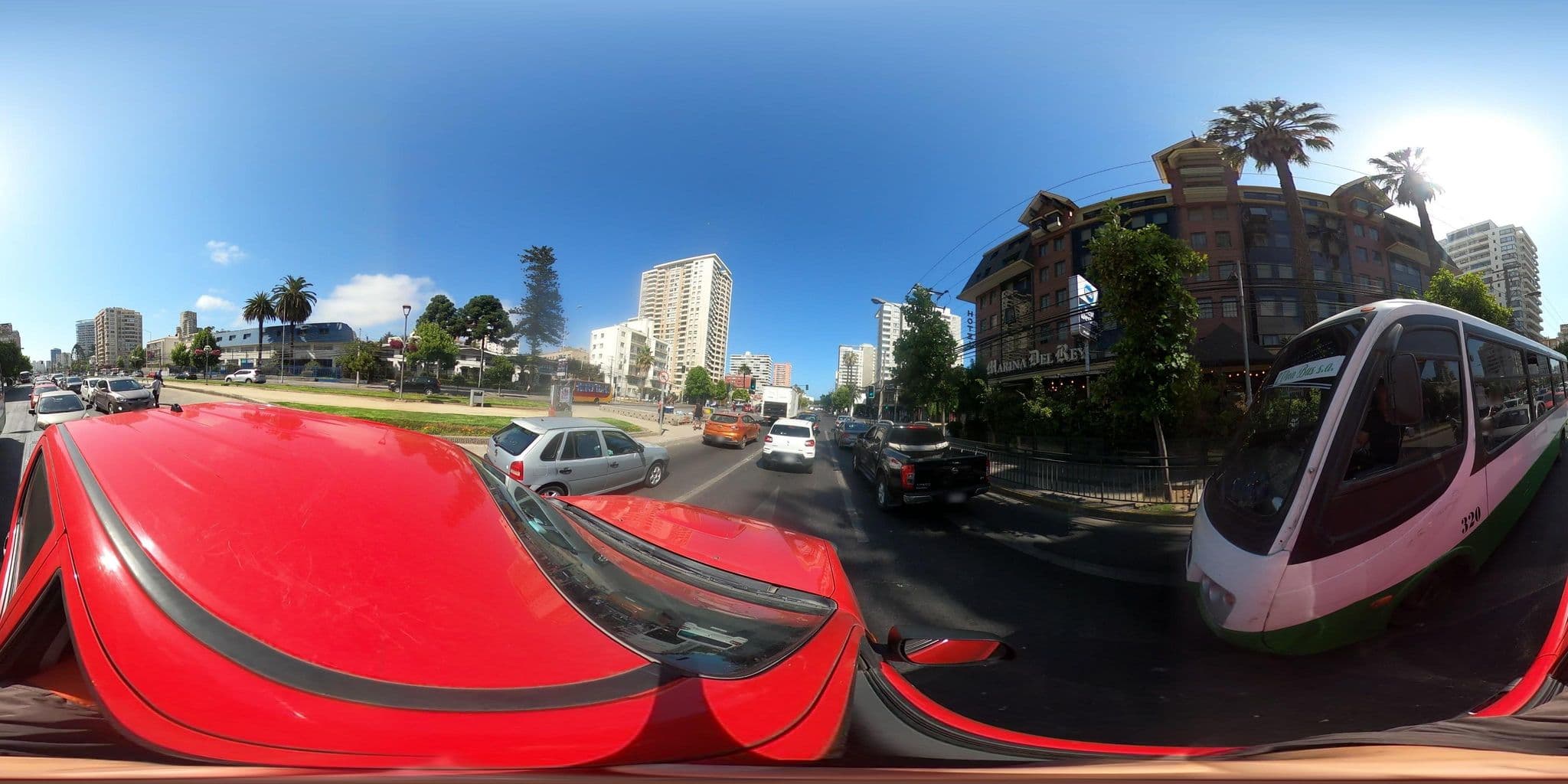 Street view near Best Western Marina del Rey, Viña del Mar — © SolutivaSistemas (CC BY-SA · Mapillary)