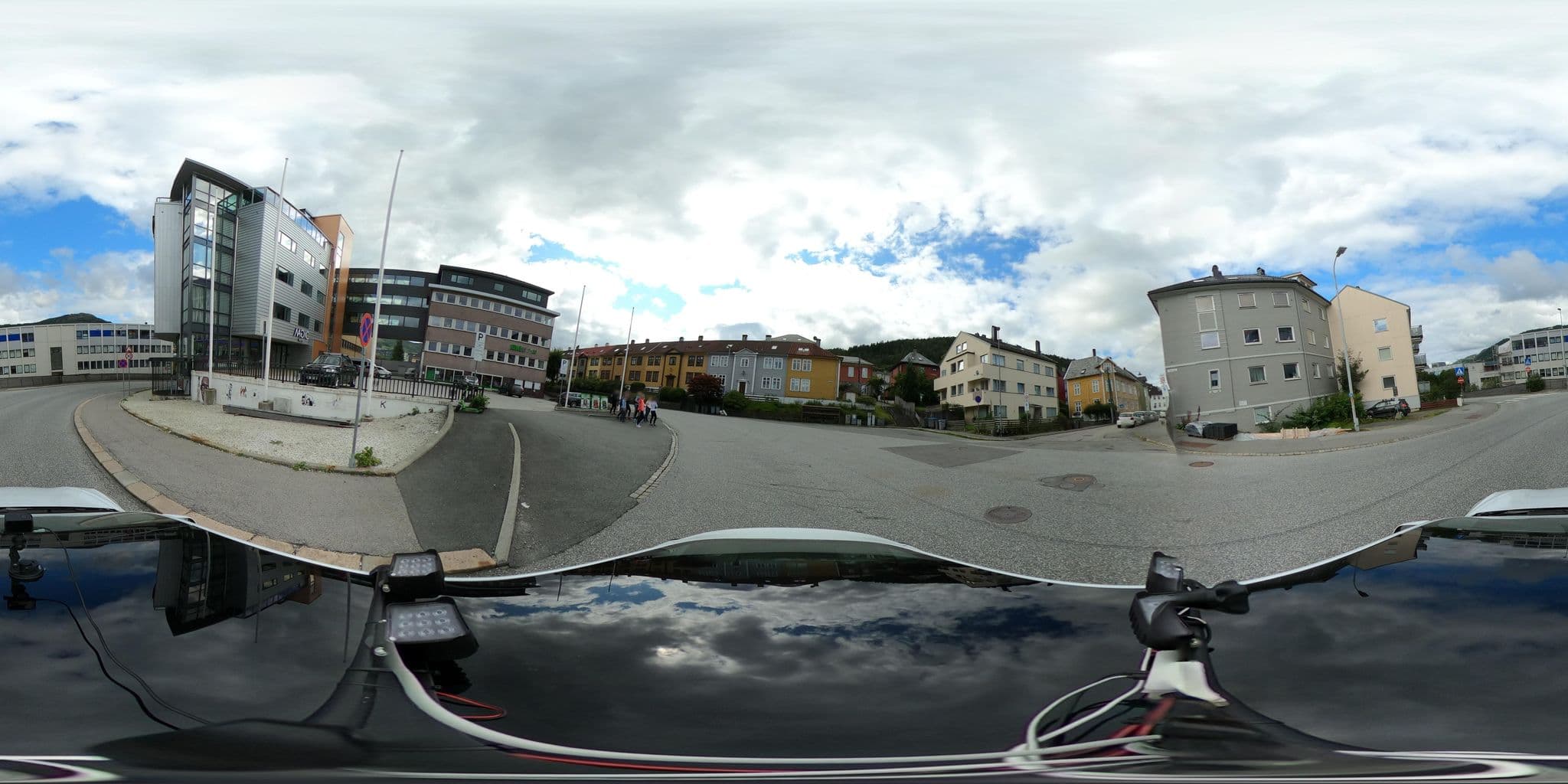 Street view near Hotel, Bergen — © catoandersen (CC BY-SA · Mapillary)