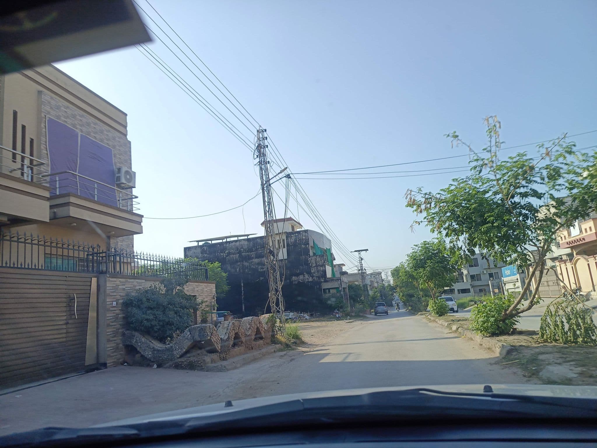 Street view near Evergreen Lodge - Unmarried couples not allowed, Rawalpindi — © potato12 (CC BY-SA · Mapillary)