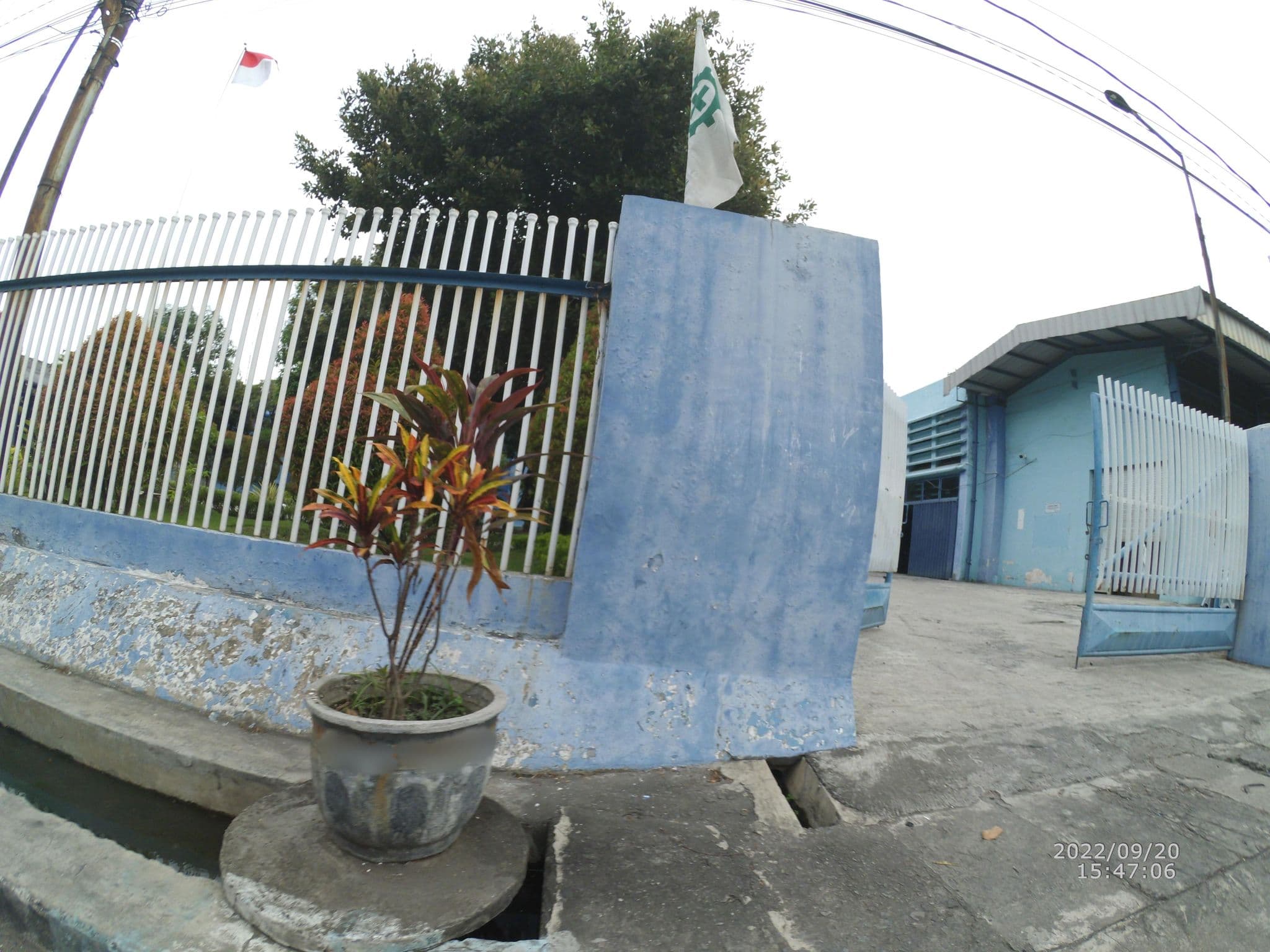 Street view near Sans Hotel Box Mansion Surabaya, Surabaya — © maphunter_id (CC BY-SA · Mapillary)