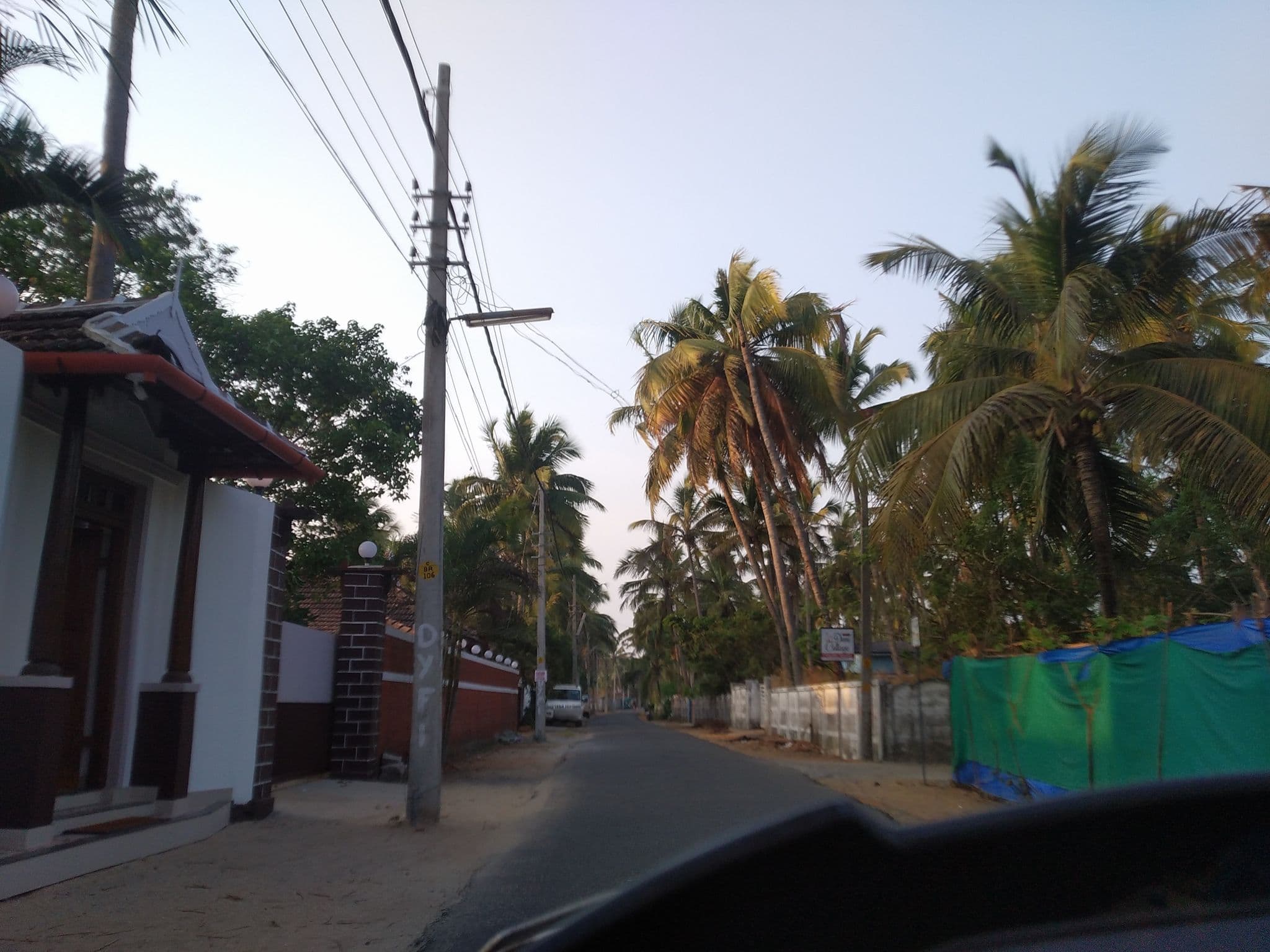Street view near 36 Palms Heritage Wing, Vadakakarai — © jothishbabu (CC BY-SA · Mapillary)