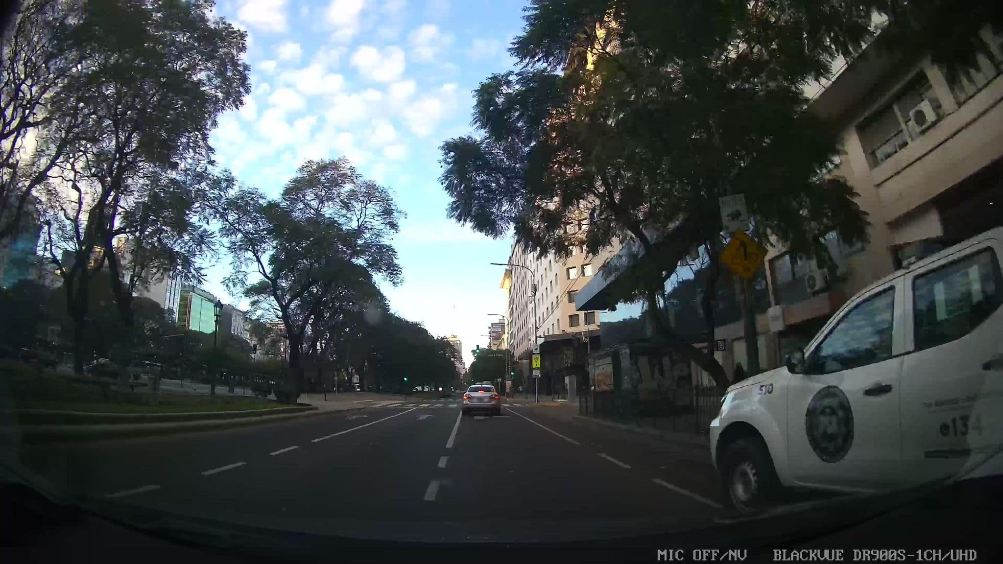 Street view near El Misti Coliving Obelisco, Buenos Aires — © kaartcam (CC BY-SA · Mapillary)