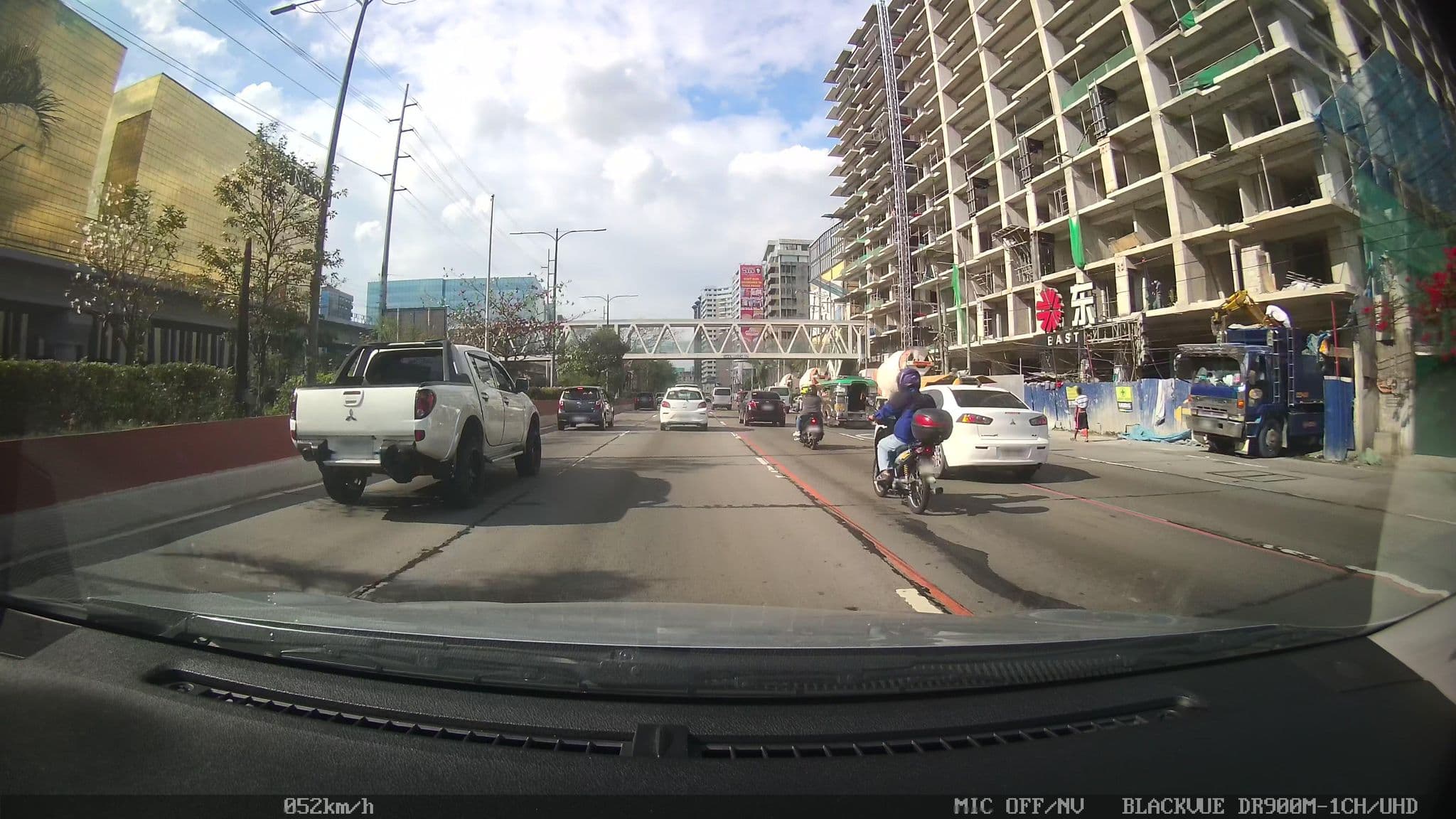 Street view near Wyndham Garden Manila Bay, Baclaran — © kaart_4 (CC BY-SA · Mapillary)