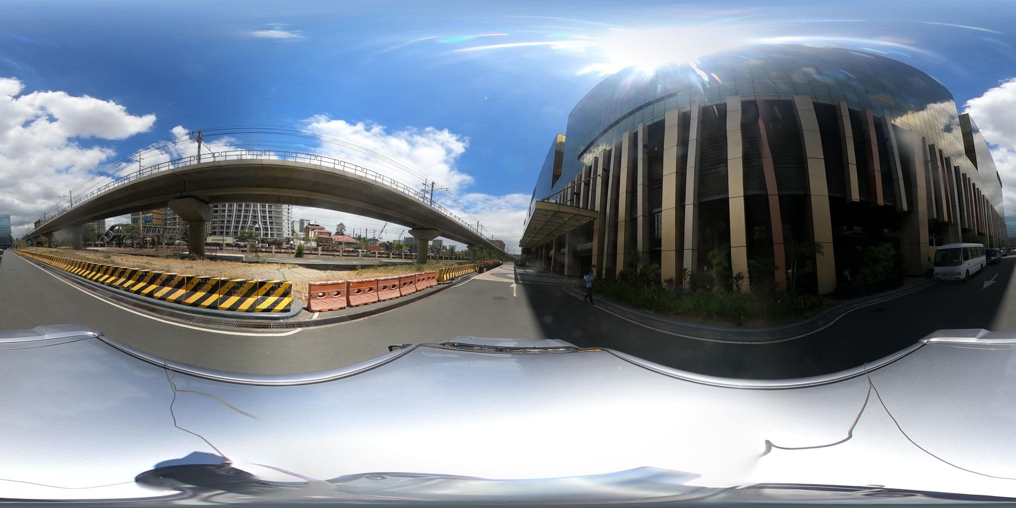 Street view near Nobu Hotel, City of Dreams Manila, Baclaran — © kaart_4 (CC BY-SA · Mapillary)