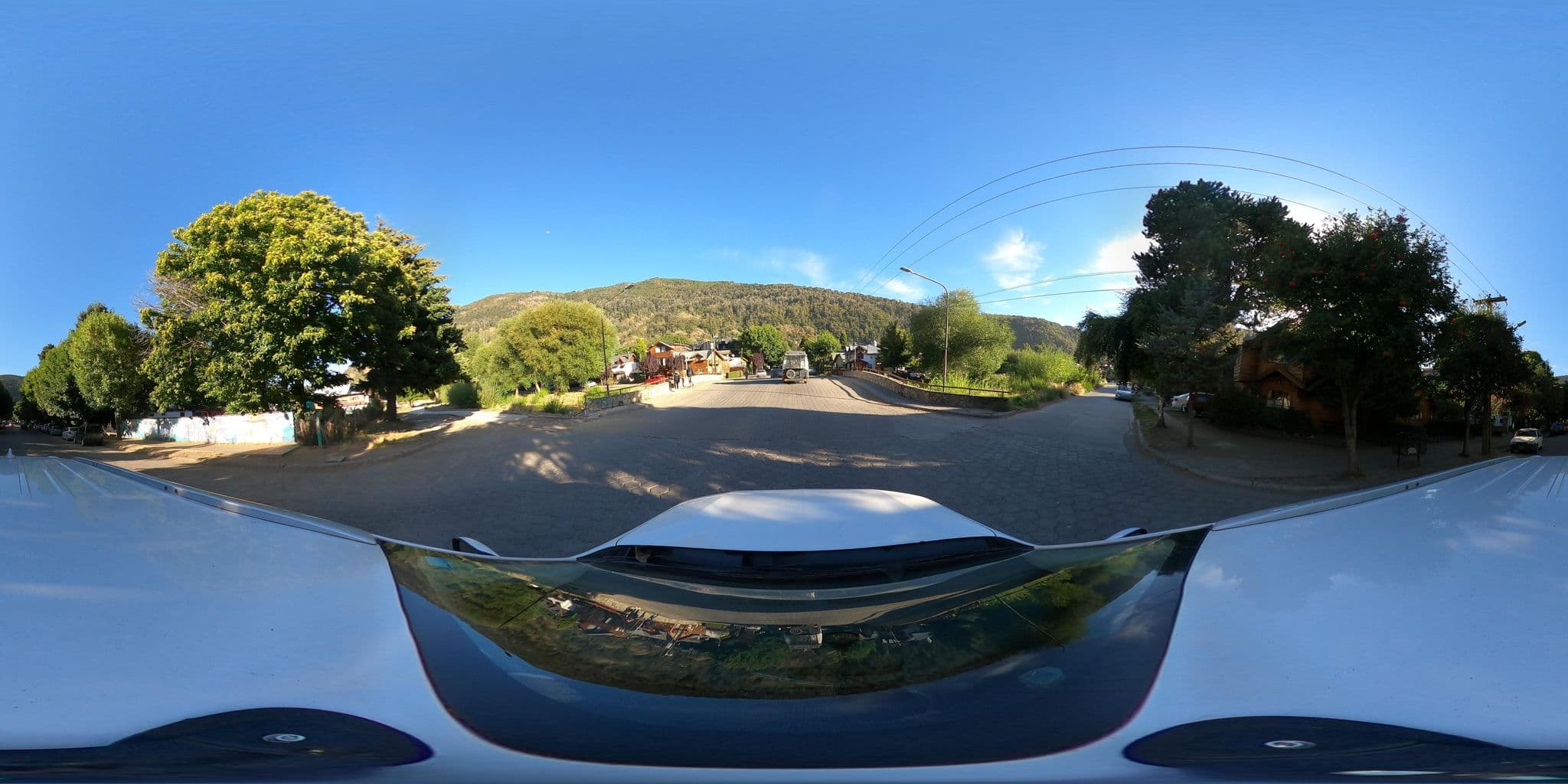 Street view near Taiquén Apart Hotel, San Martín de los Andes — © Kaart_Local (CC BY-SA · Mapillary)