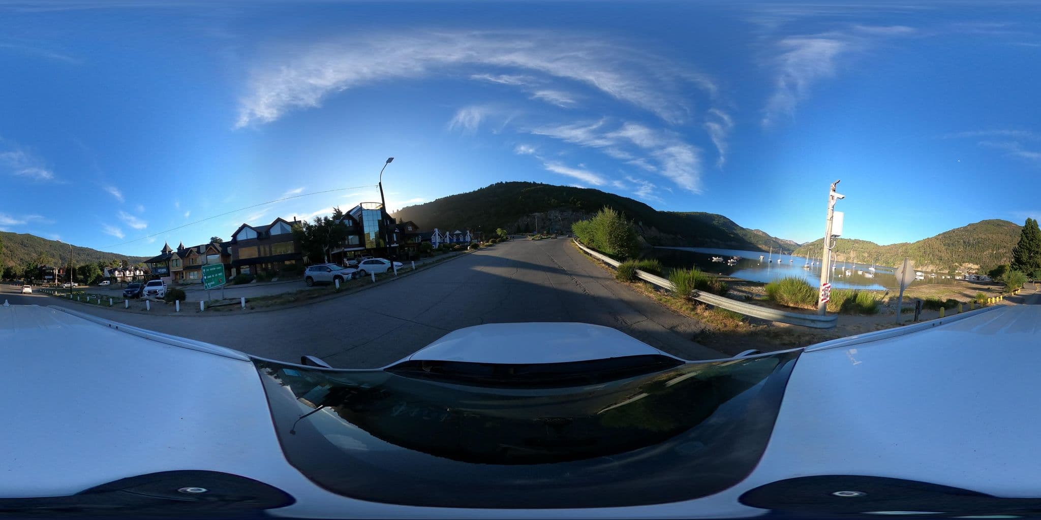 Street view near Valle Hermoso Apart Hotel, San Martín de los Andes — © Kaart_Local (CC BY-SA · Mapillary)