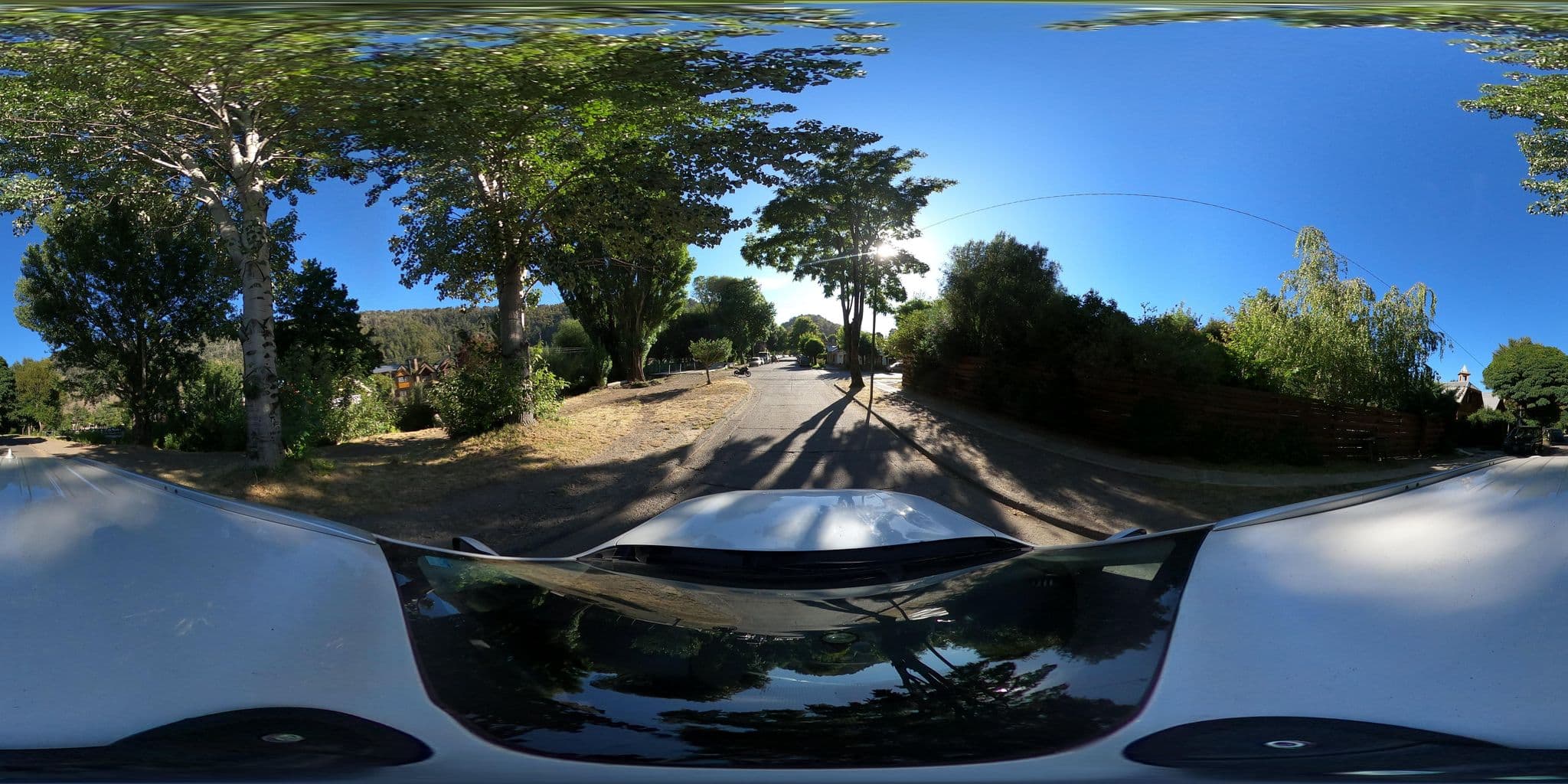 Street view near Warthon Hostel, San Martín de los Andes — © Kaart_Local (CC BY-SA · Mapillary)