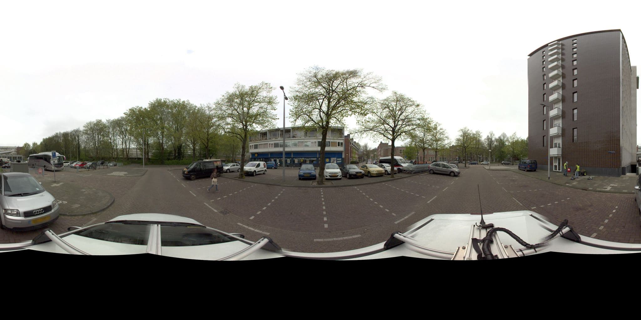 Street view near Dutchies Hostel, Amsterdam — © amsterdam (CC BY-SA · Mapillary)