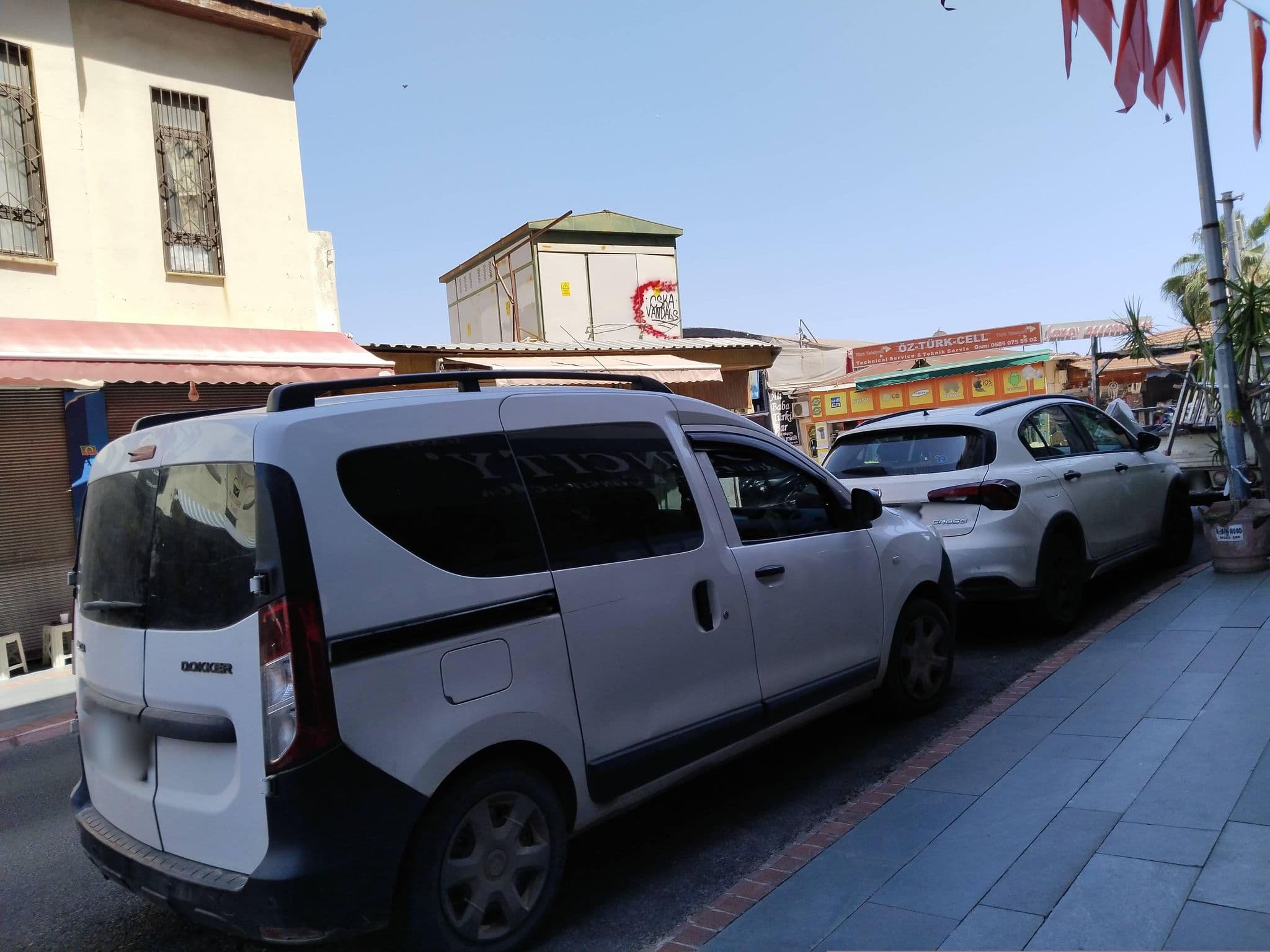 Street view near Temiz Hotel, Alanya — © Yurikson (CC BY-SA · Mapillary)