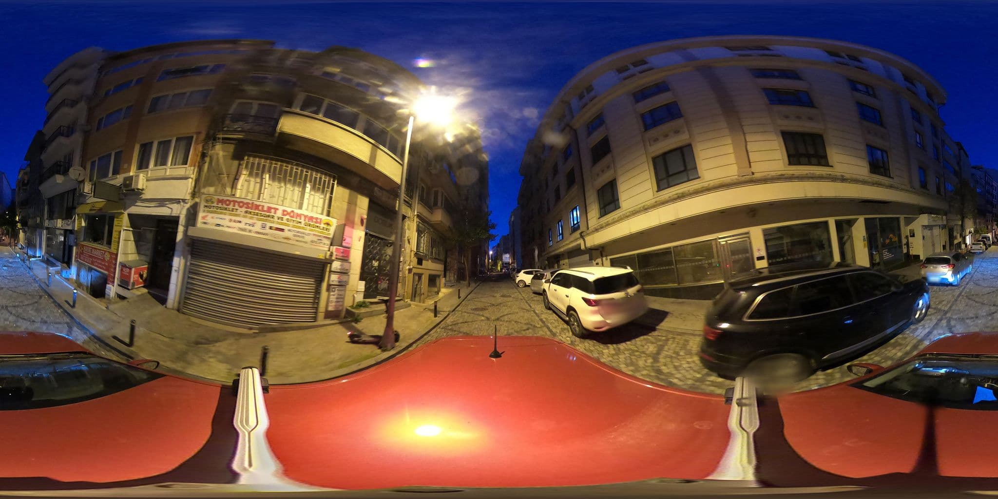 Street view near Holiday Inn Istanbul Şişli, Şişli — © ademturkmen (CC BY-SA · Mapillary)