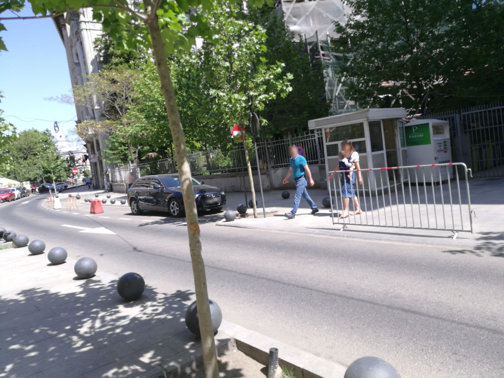 Street view near Moxy Bucharest Old Town, Bucharest — © rsandu (CC BY-SA · Mapillary)