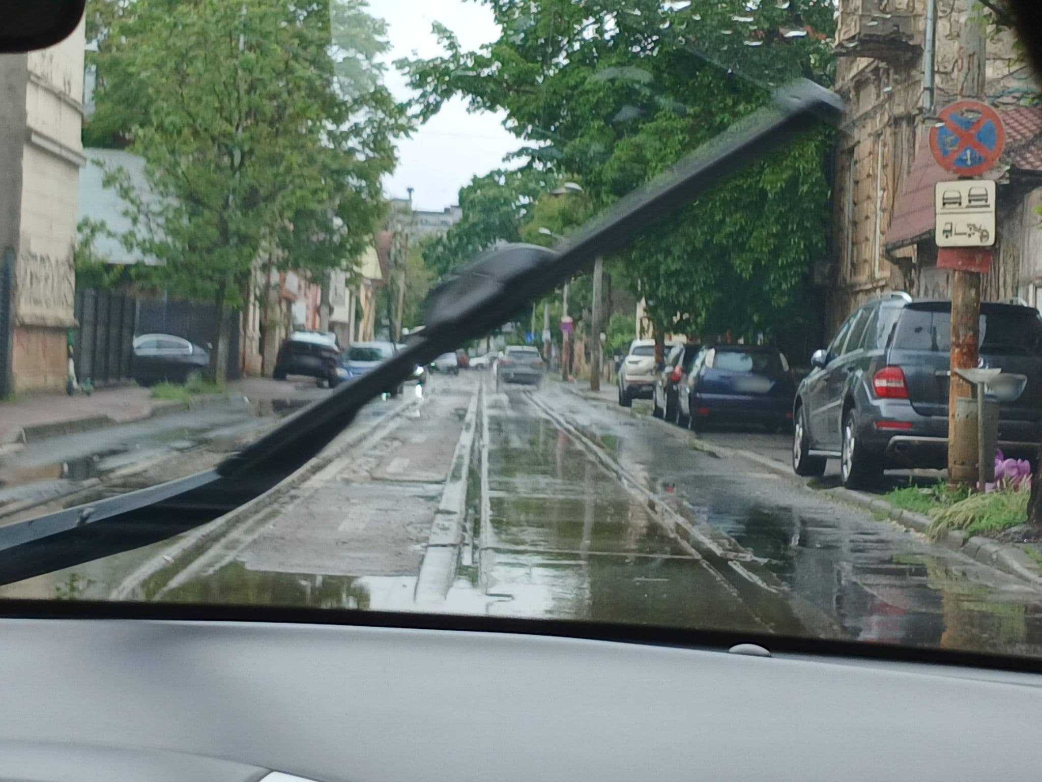 Street view near Poet Palace, Bucharest — © jabban (CC BY-SA · Mapillary)