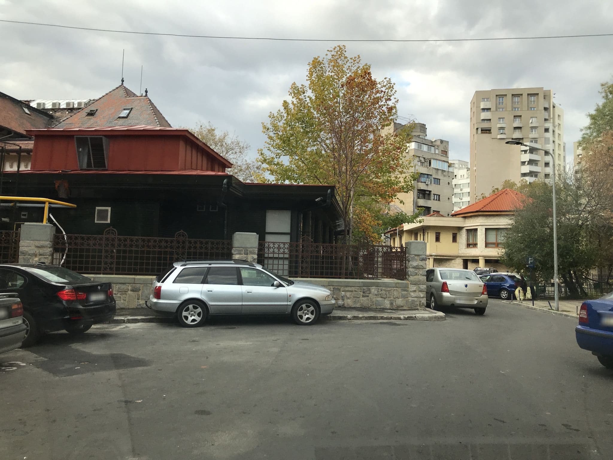 Street view near Hotel La Bohème Casa Oprea Soare, Bucharest — © ovidiu_neagoe (CC BY-SA · Mapillary)