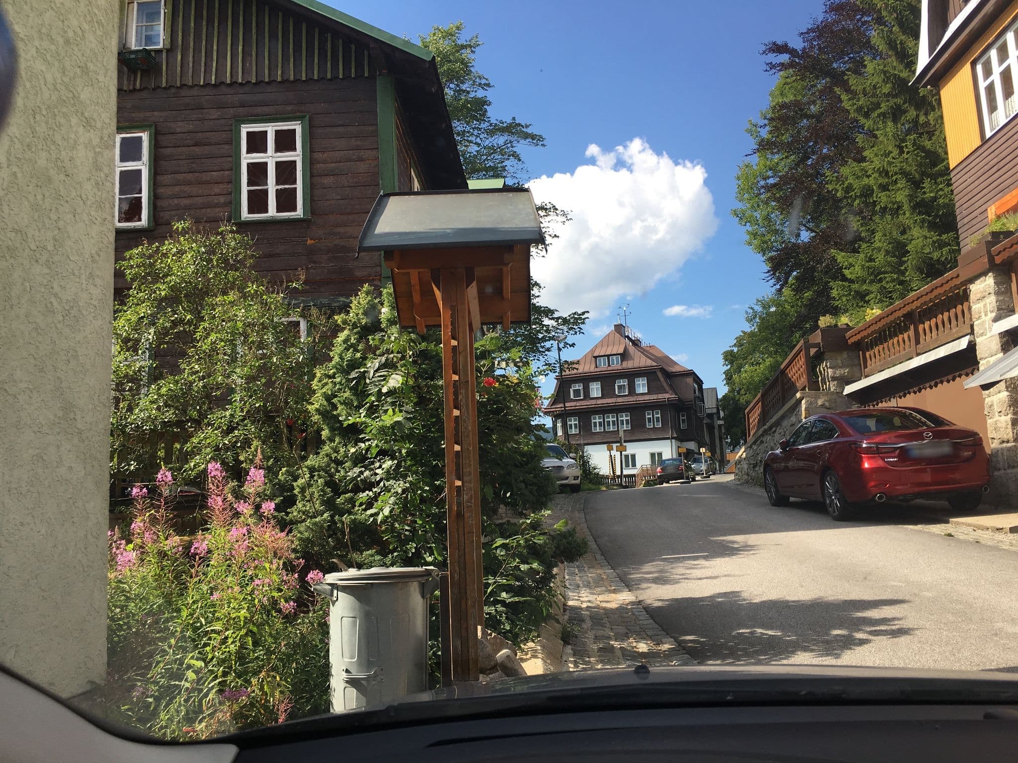 Street view near Hotel Svatý Hubert, Špindlerův Mlýn — © bejotel (CC BY-SA · Mapillary)