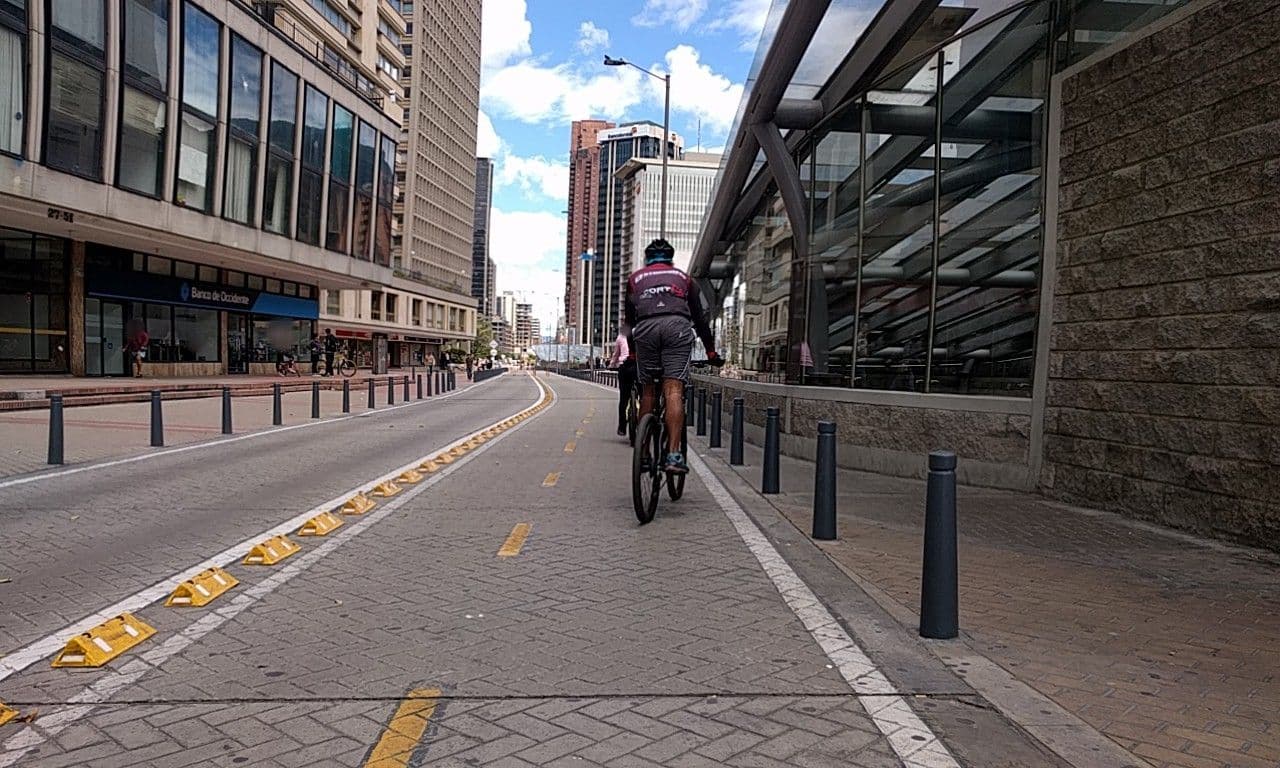 Street view near Tequendama Suites Bogota, Bogotá — © jpfonsecaz (CC BY-SA · Mapillary)
